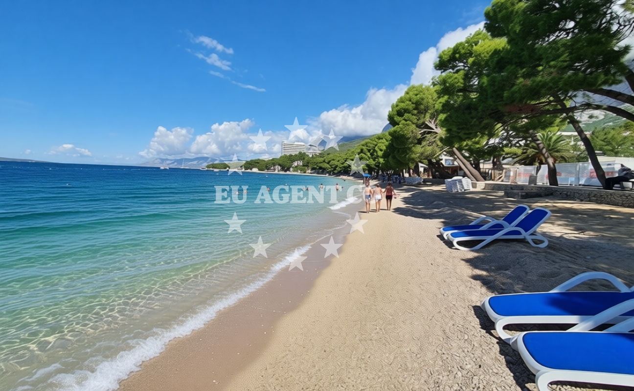 Additional view of Gradska beach in ŠETALIŠTE DR FRANJE TUĐMANA 6, Makarska