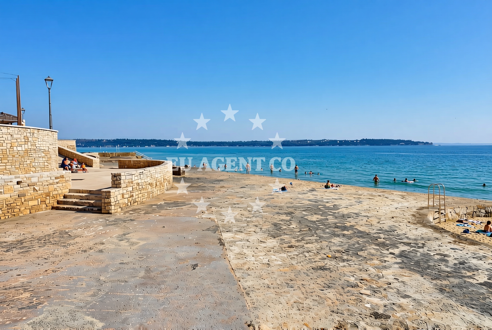 Shoreline and swimming area at Gradska plaža, Novigrad (Istarska županija) Beach in Gradska plaža