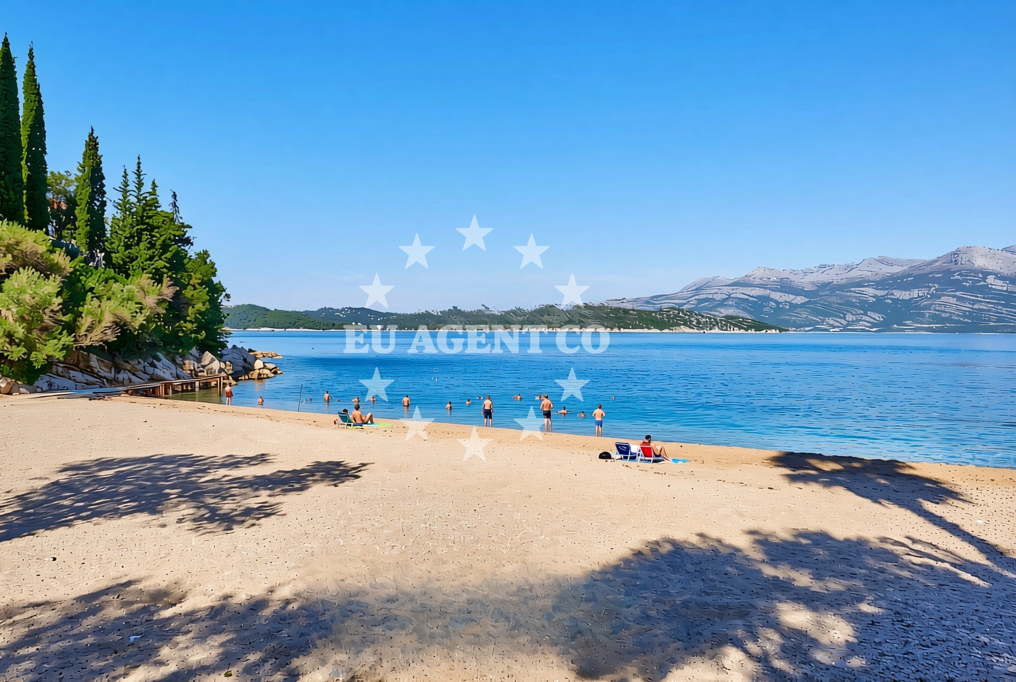 Shoreline and swimming area at Grand, Lopud (Lopud) Beach in Grand