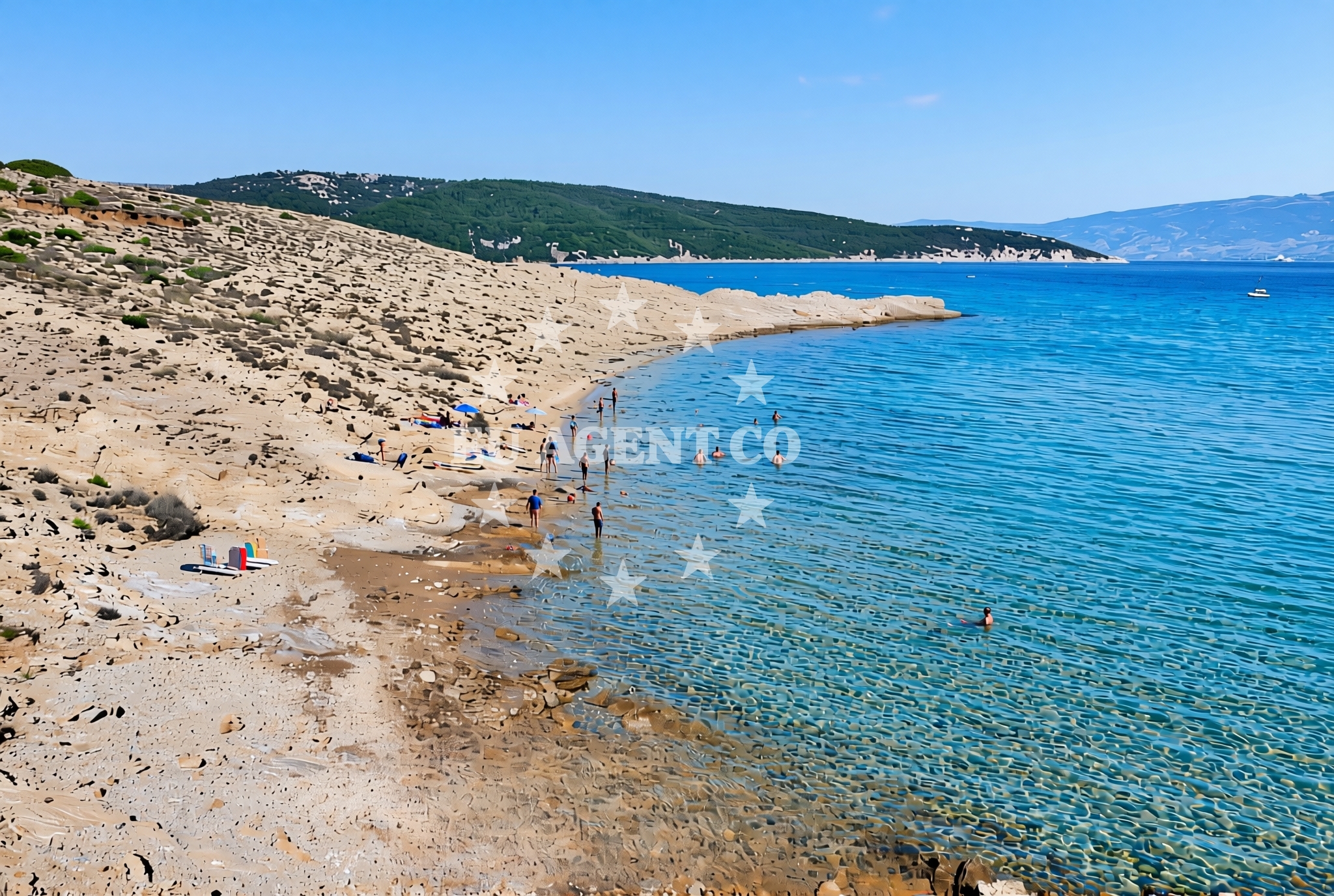 Shoreline and swimming area at Gros, Lopar (Rab) Beach in Gros