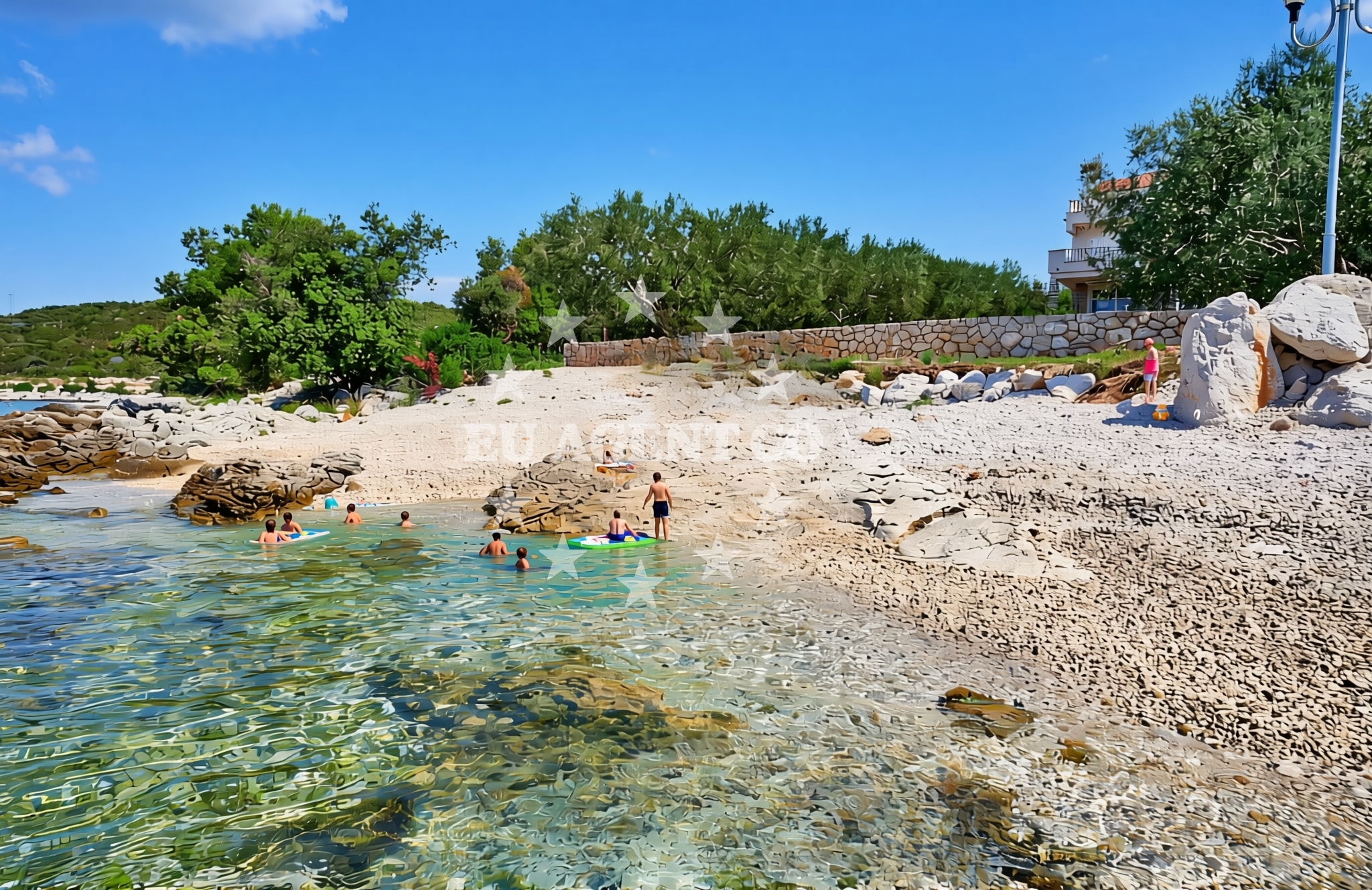 Beach facilities and surroundings at Guduće, Ugljan (Ugljan) Beach in Guduće