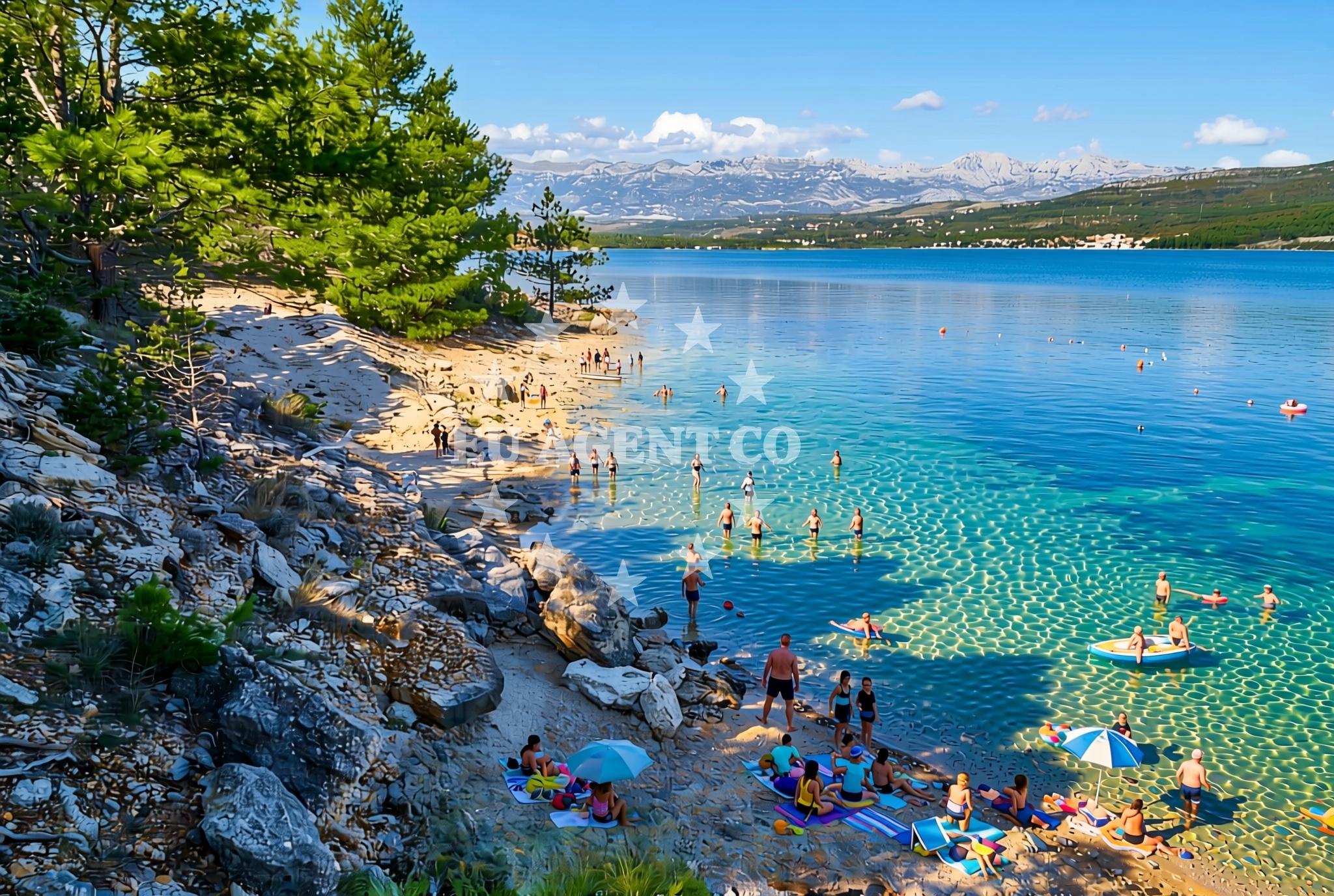 Shoreline and swimming area at Gusareva draga sjever, Pridraga Beach in Gusareva draga sjever