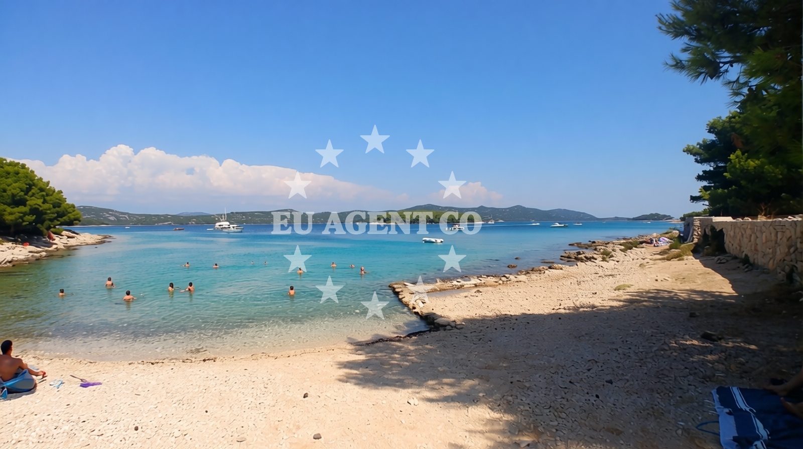 Overview of Guscica beach in Don Antuna Božića 6A, Jezera