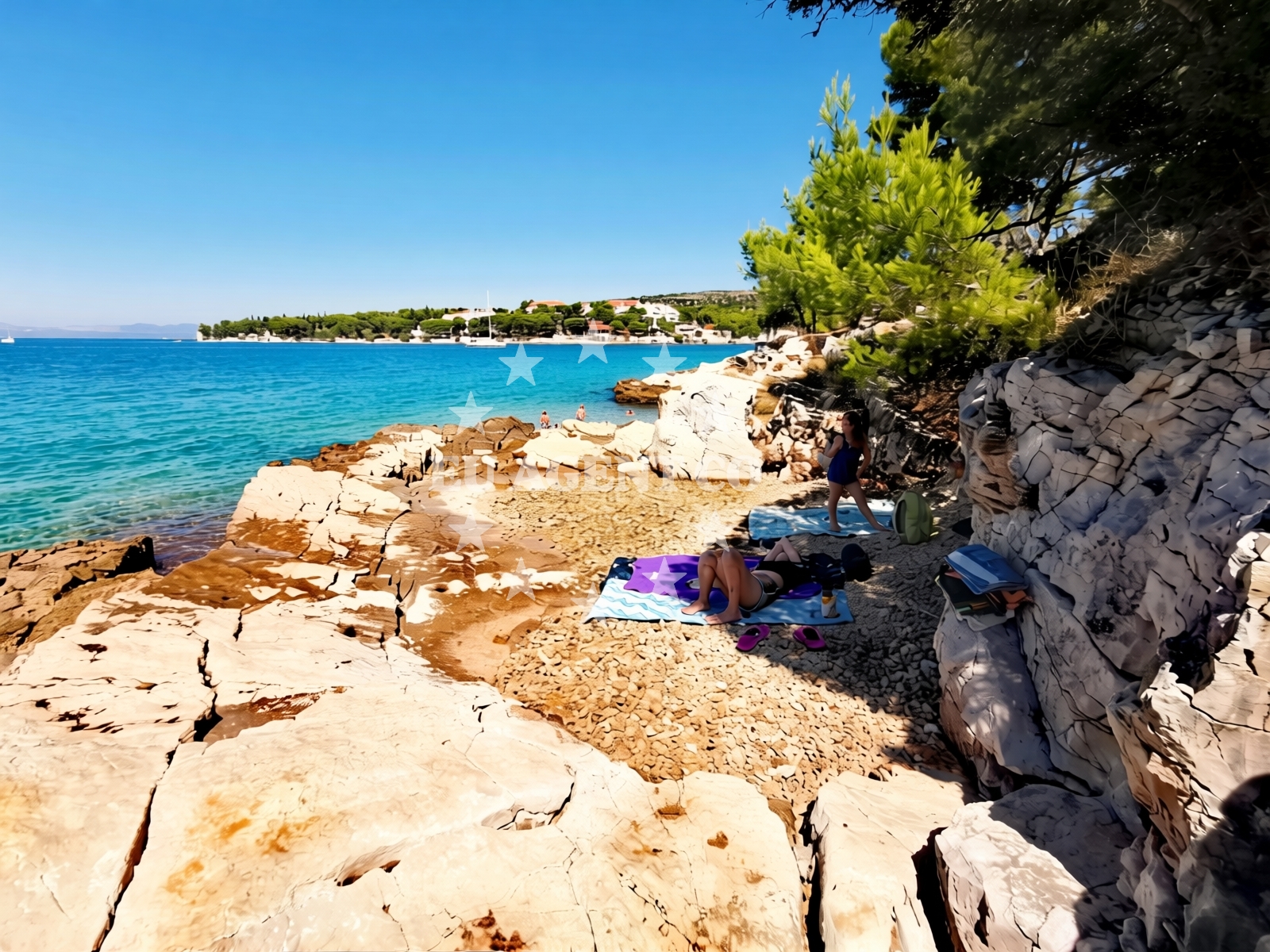 Additional view of Hana beach in Vlaška I 18, Milna