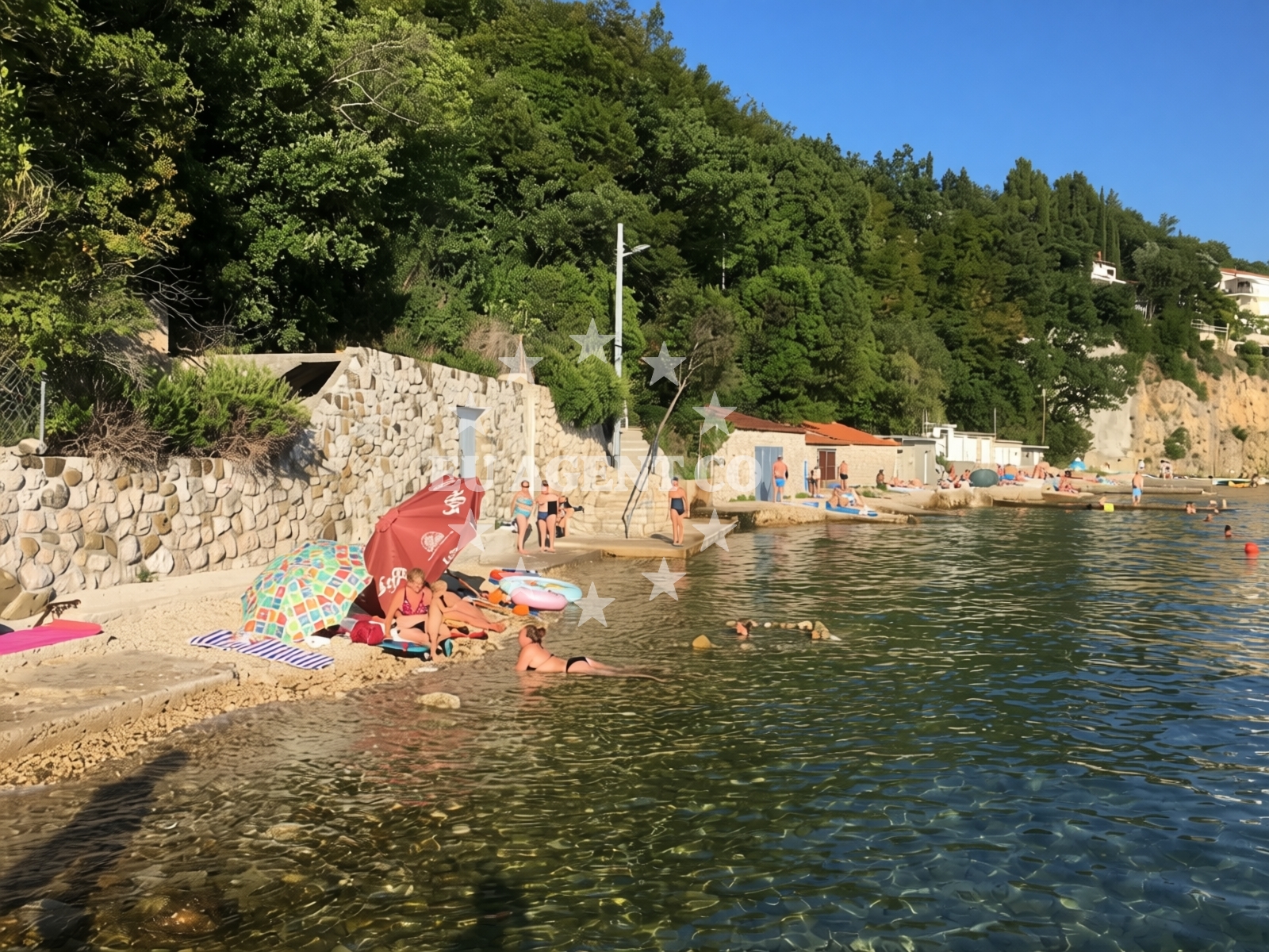 Beach facilities and surroundings at Havisce beach in Zagrebačka 34, Jadranovo