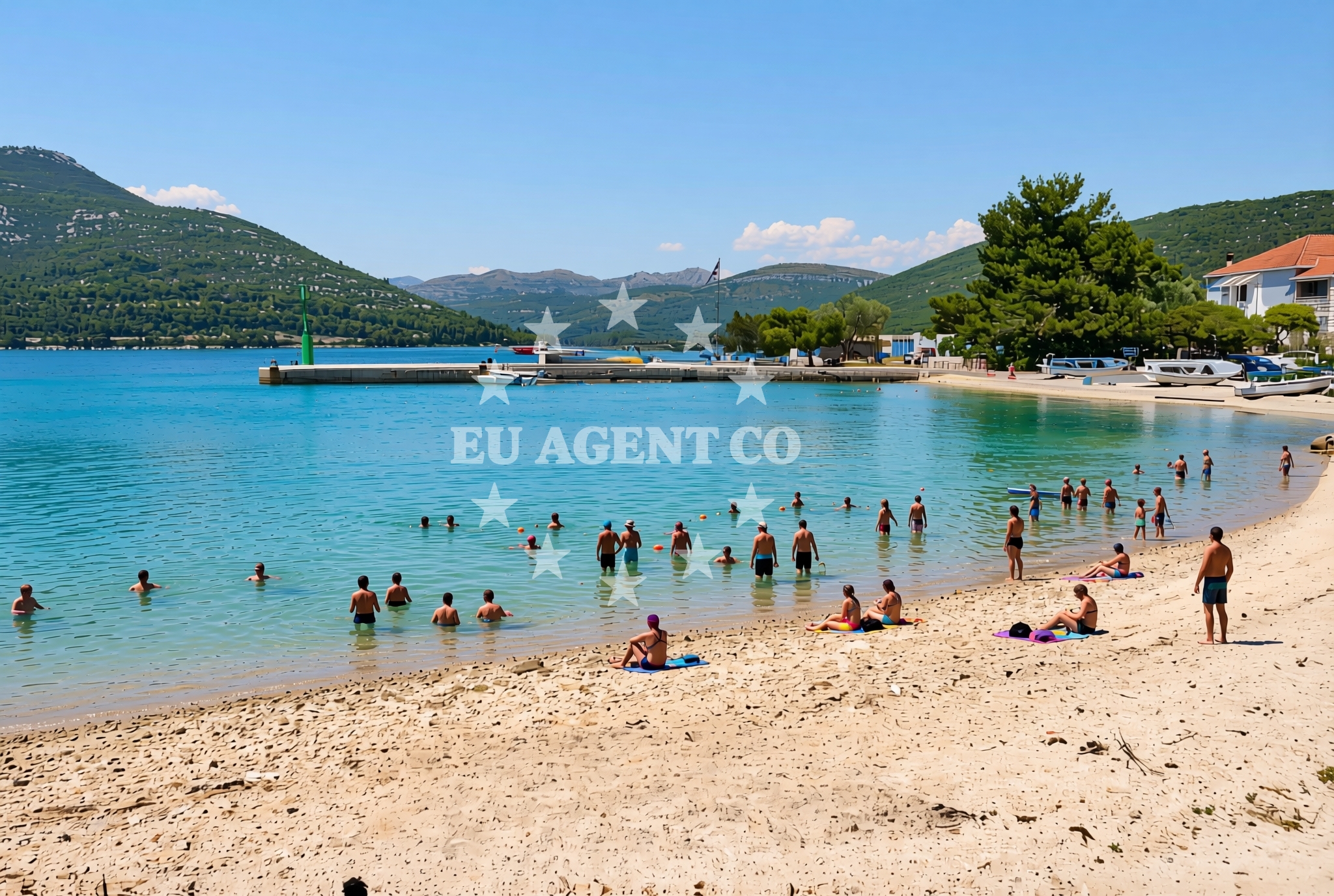 Overview of Hodilje zapad, Hodilje Beach in Hodilje zapad