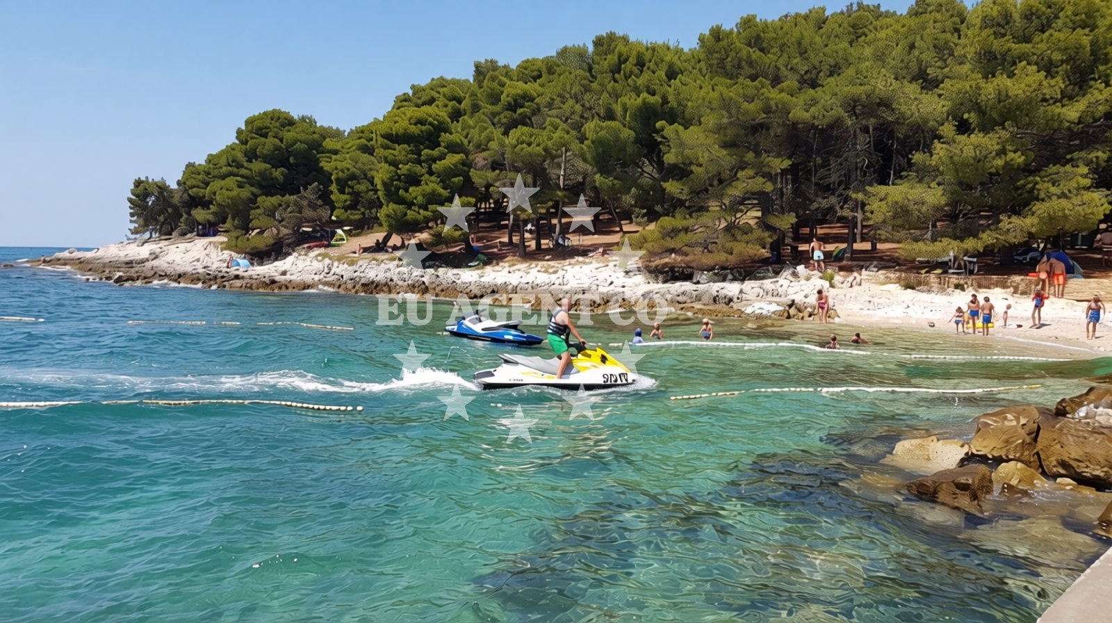 Overview of Hotel Delfin beach in Zelena Laguna b.b 2, Poreč