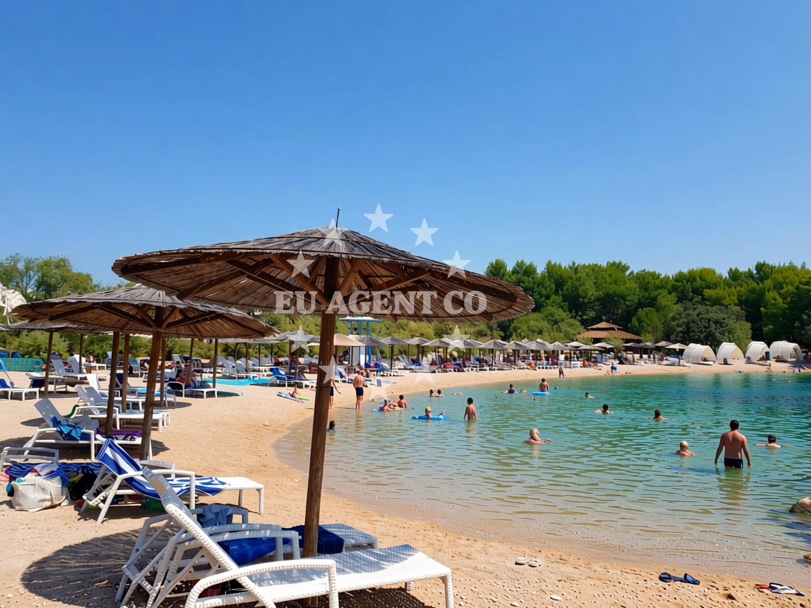 Beach facilities and surroundings at Hotel Ivan Beach