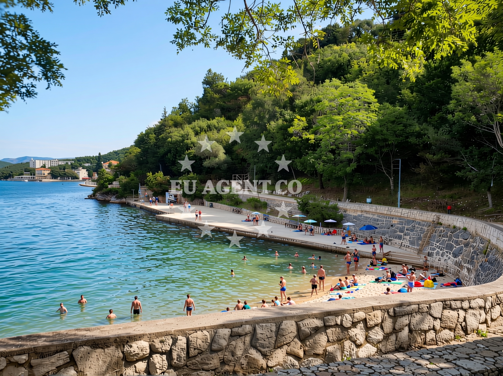 Beach facilities and surroundings at Hotel Ucka beach in Zagradi 2, Omišalj