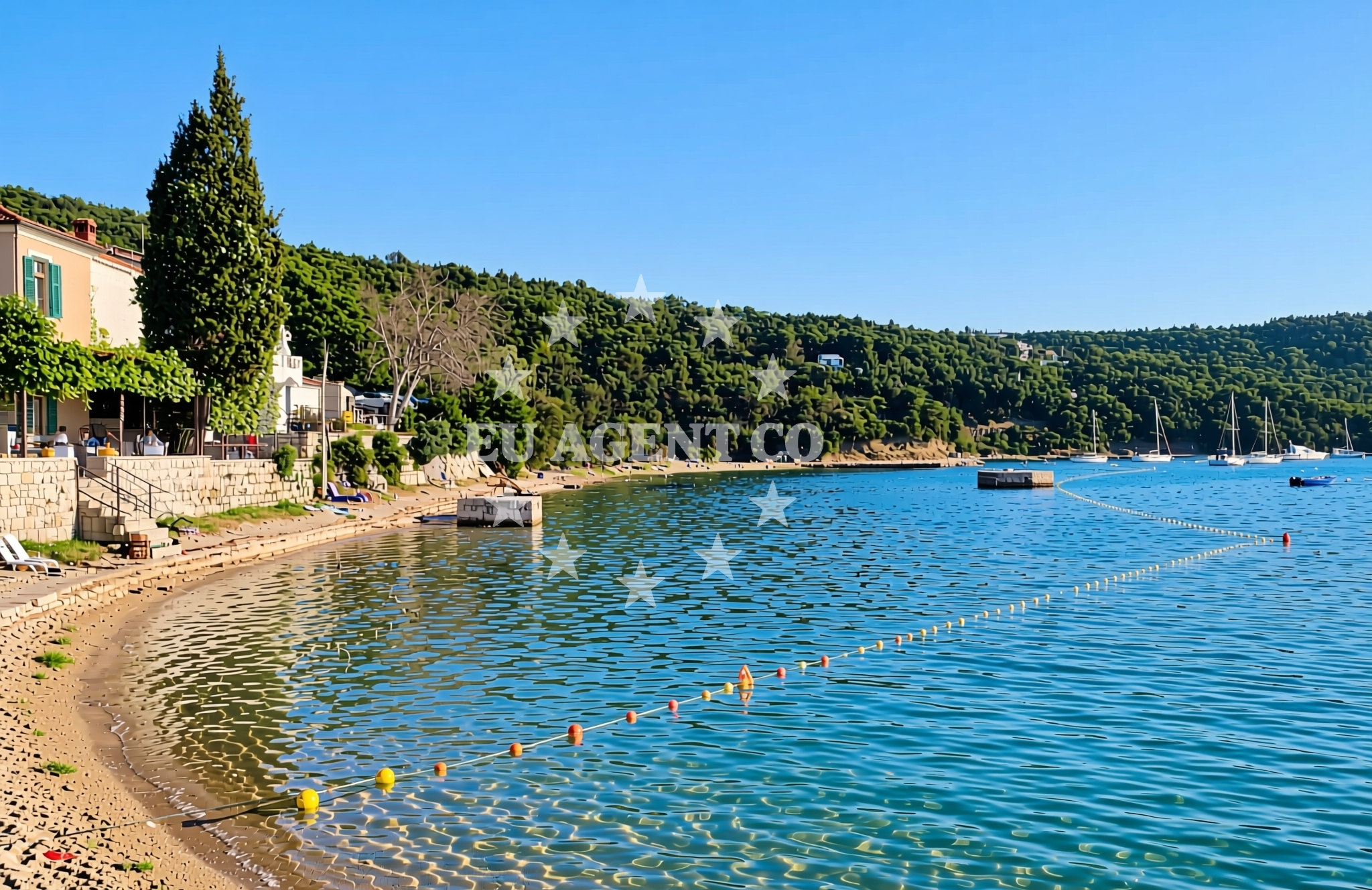 Shoreline and swimming area at Hrboki: beaches and coves in Hrboki