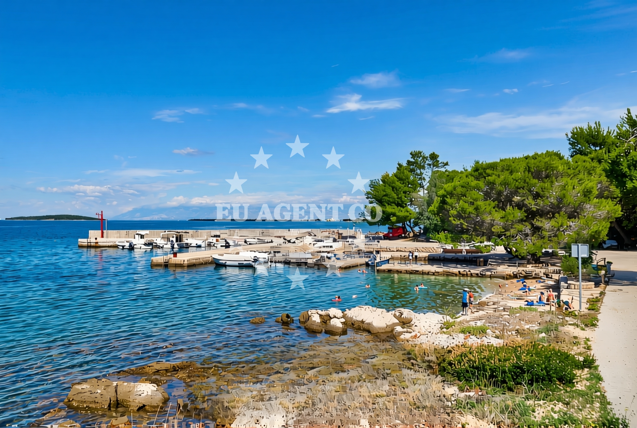 Shoreline and swimming area at Hrvatin, Sestrunj (Sestrunj) Beach in Hrvatin
