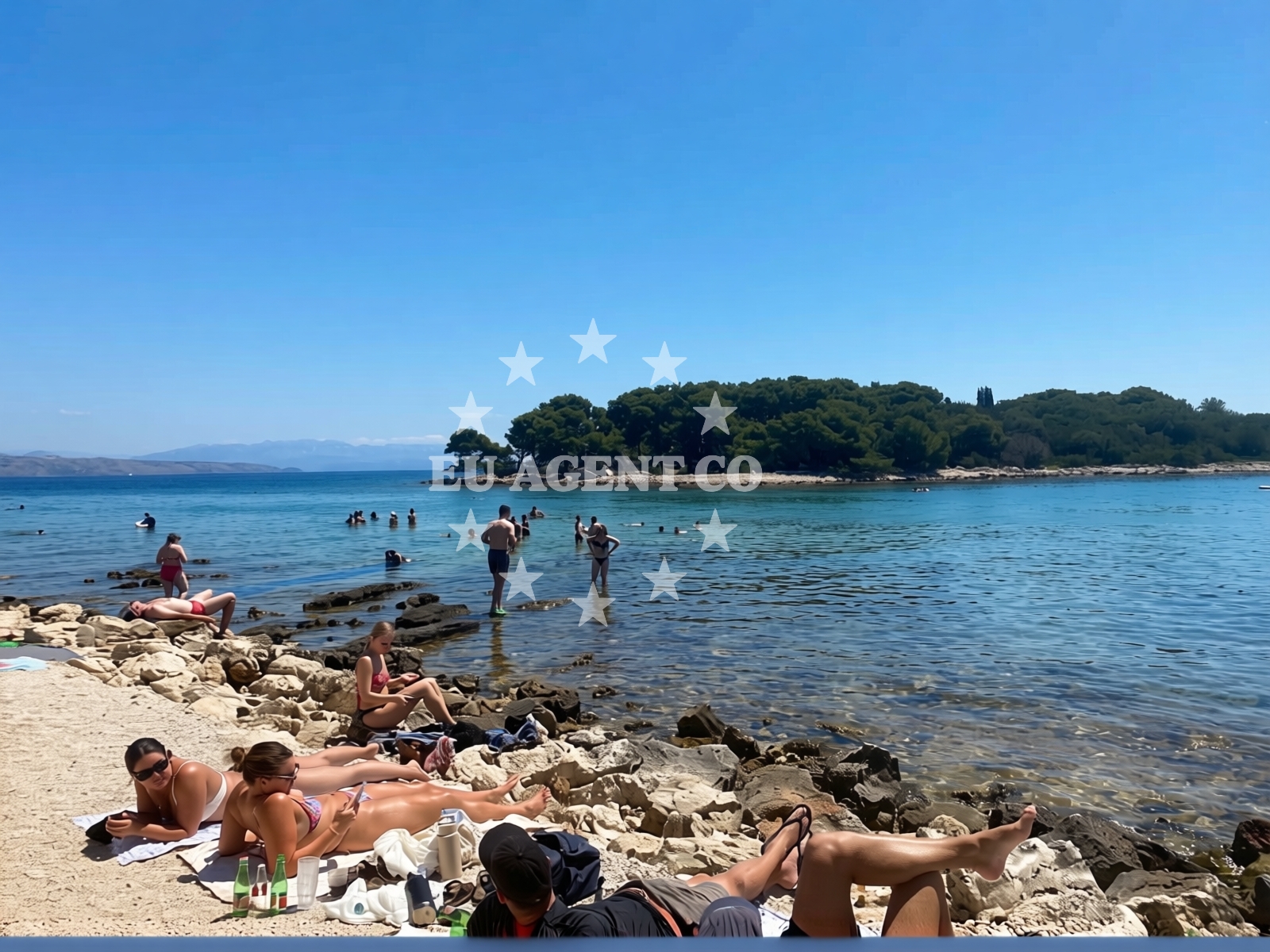 Sea and coastal view of Hrvatska Plava Uvala in Krknjaši 34, Drvenik Veli