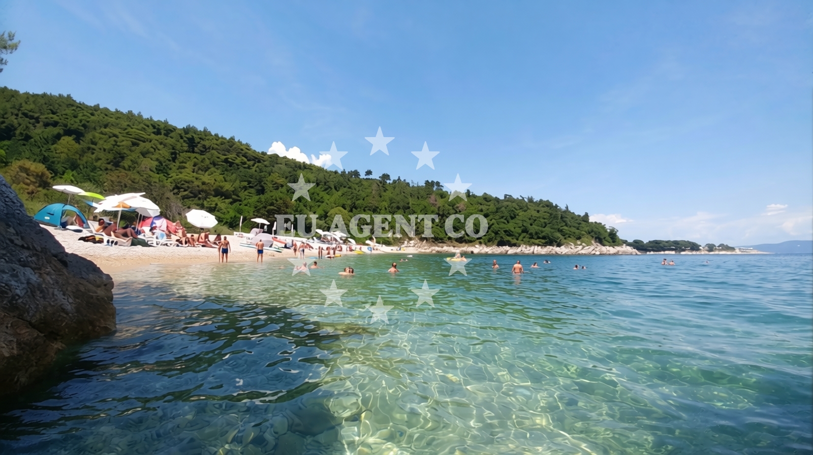 Beach facilities and surroundings at Huboka beach in Marina 39 Sveta Marina, Rabac