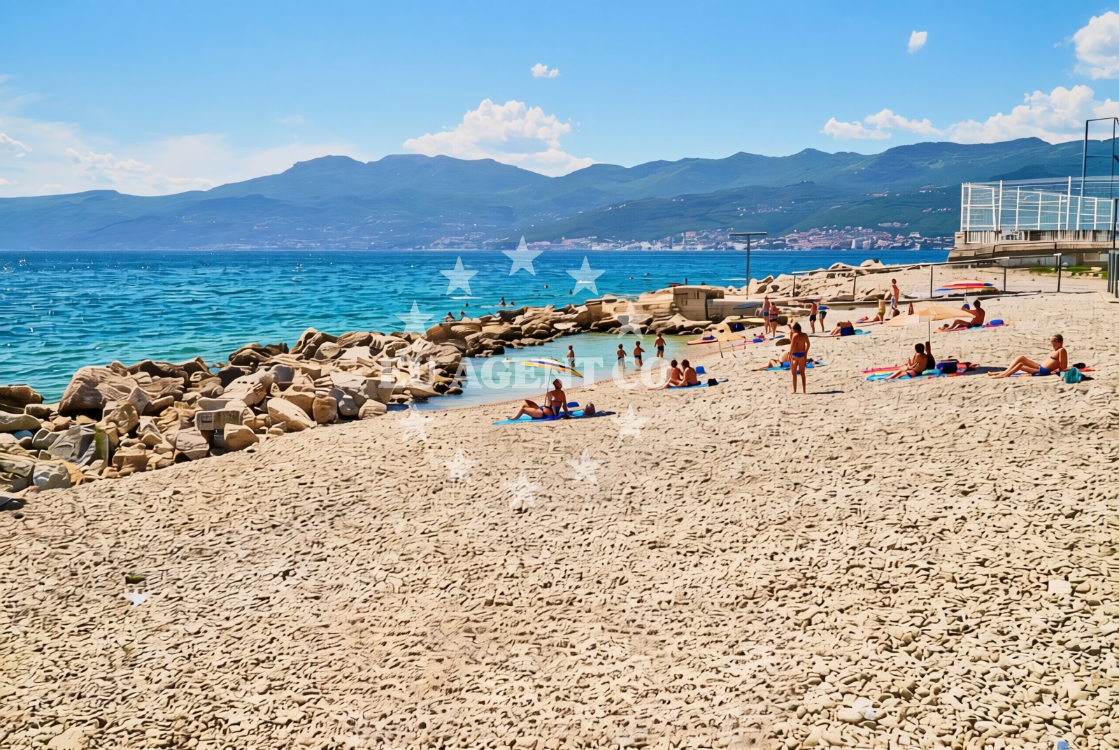 Shoreline and swimming area at Igralište zapad (dog beach), Rijeka Beach in Igralište zapad (plaža za pse)