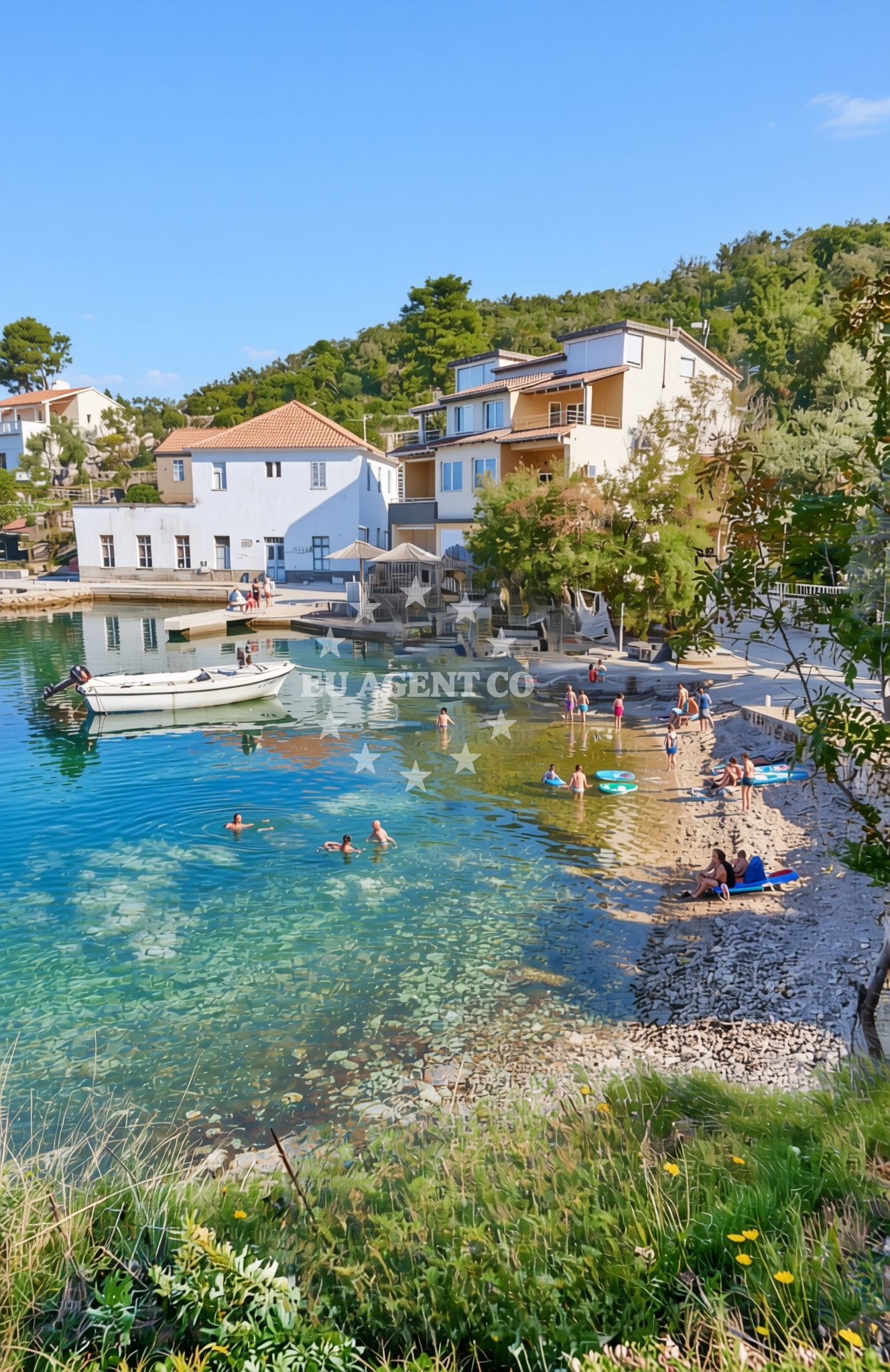 Shoreline and swimming area at Ilo, Savar (Dugi otok) Beach in Ilo