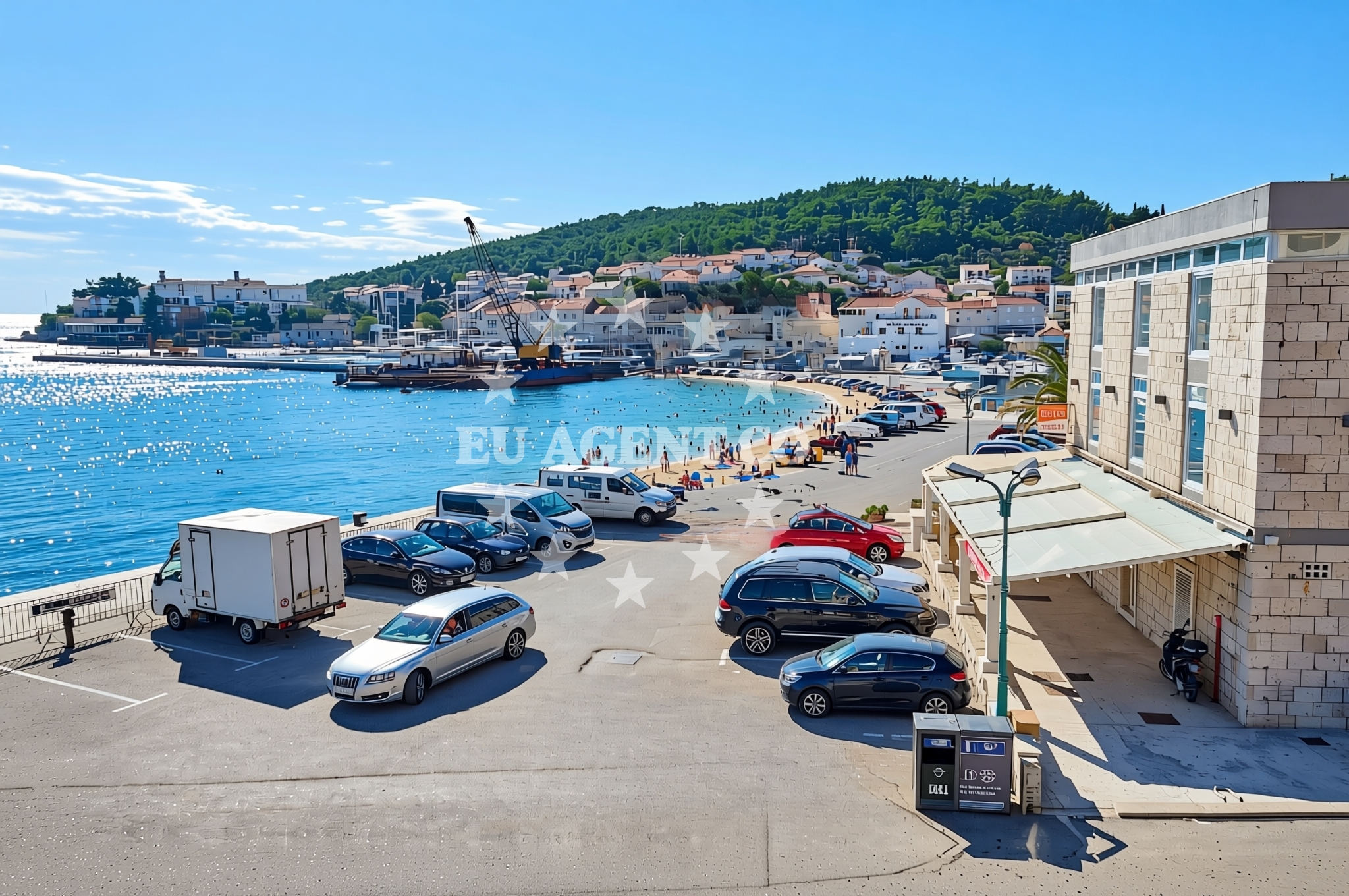 Beach facilities and surroundings at Ispod zidina (Zakerjan), Korčula (Korčula) Beach in Ispod zidina (Zakerjan)