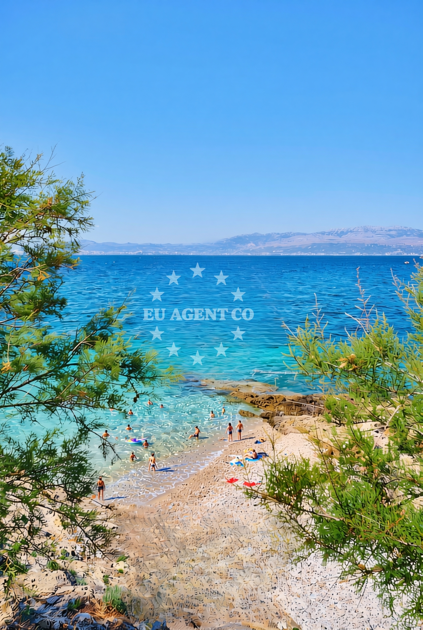 Shoreline and swimming area at Ivan Pavao II istok, Sutivan (Brač) Beach in Ivan Pavao II istok