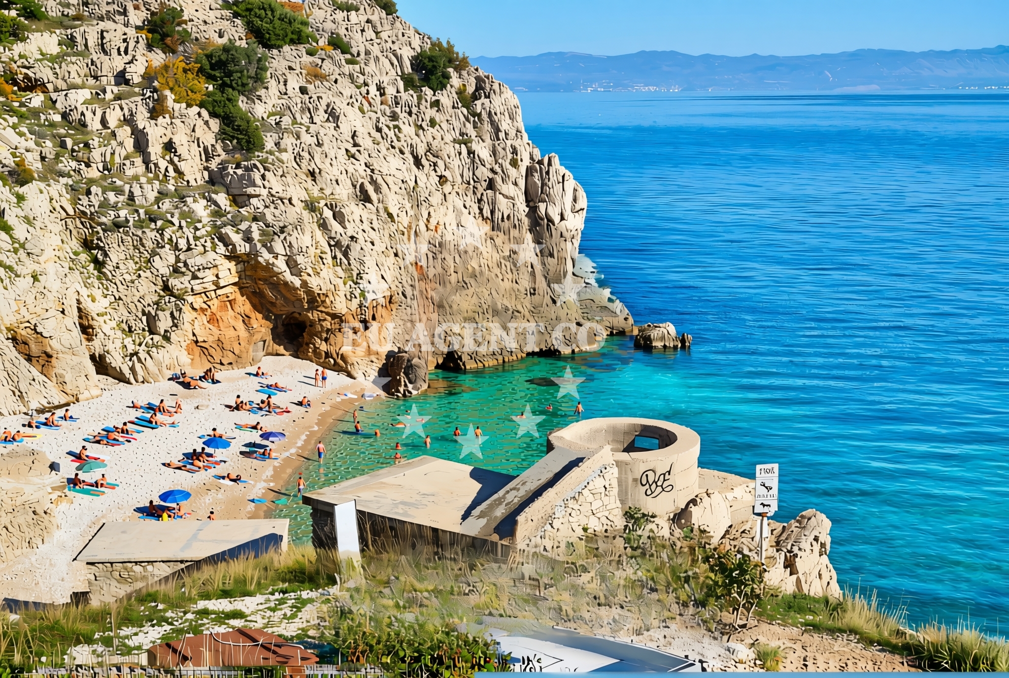 Beach facilities and surroundings at Ivanje (Cres): beaches and coves in Ivanje (Cres)