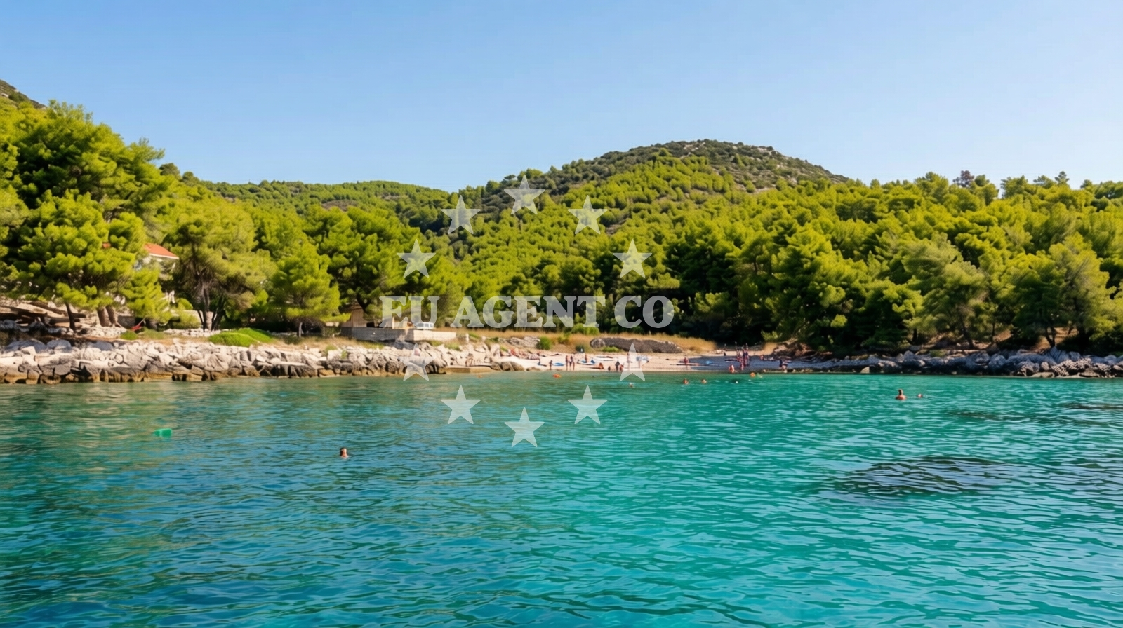 Overview of Izmeta beach in Danca 5, Prizba