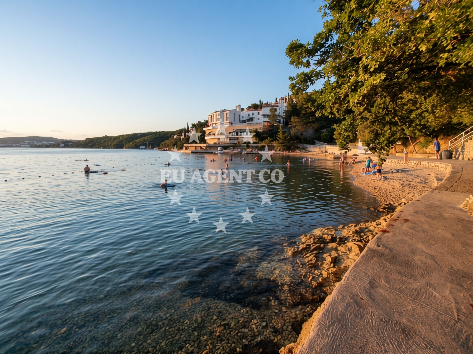Additional view of Jadranovo beach in Šiljevica, Jadranovo