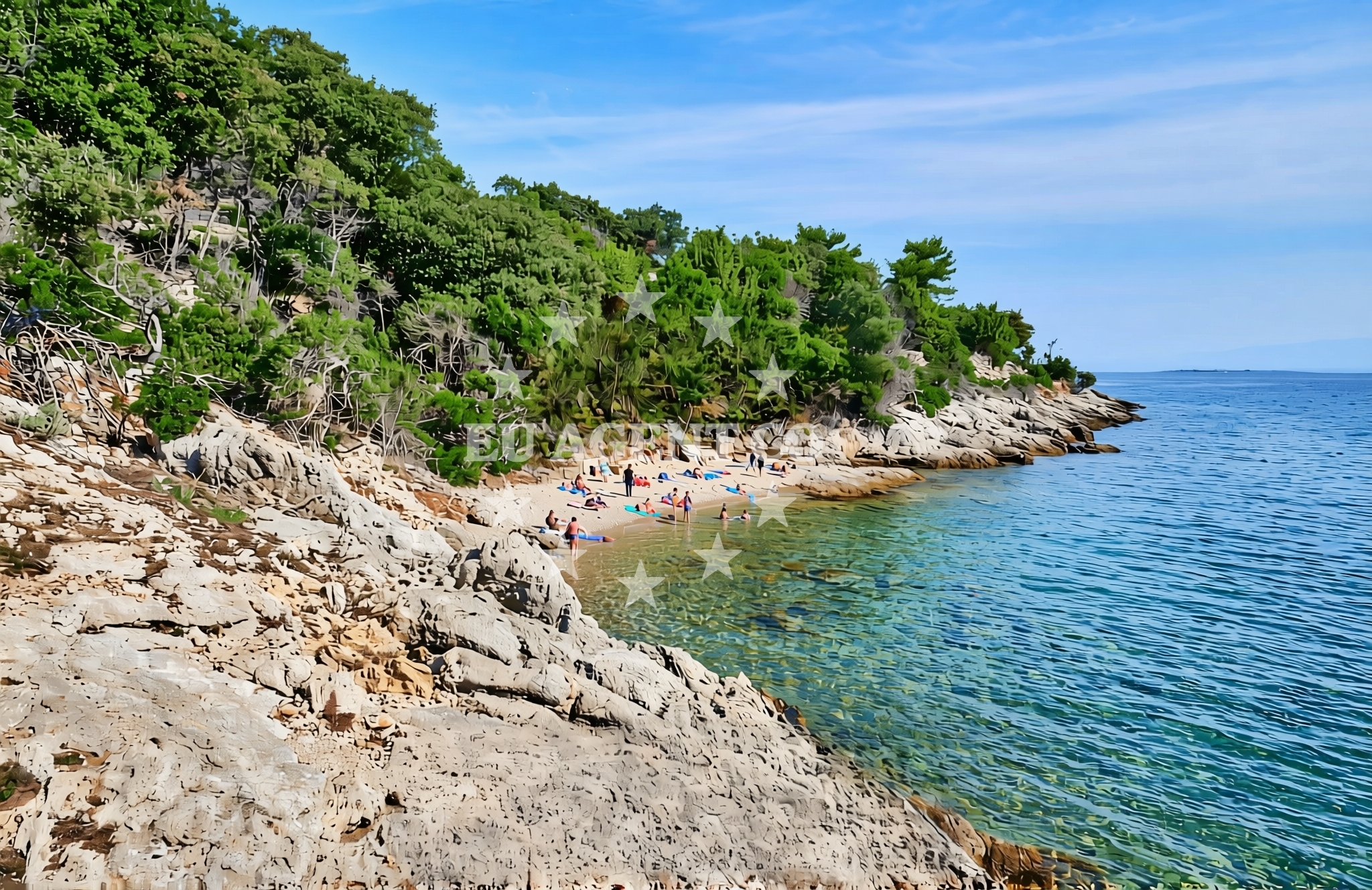 Shoreline and swimming area at Jamna sjever, Veli Lošinj (Lošinj) Beach in Jamna sjever
