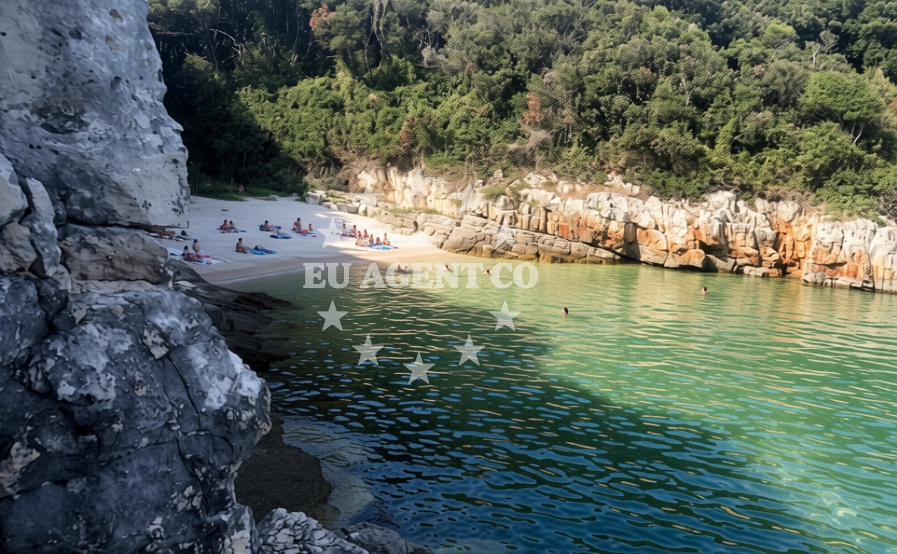 Additional view of Jarovica beach in Peruski 497, Peruški