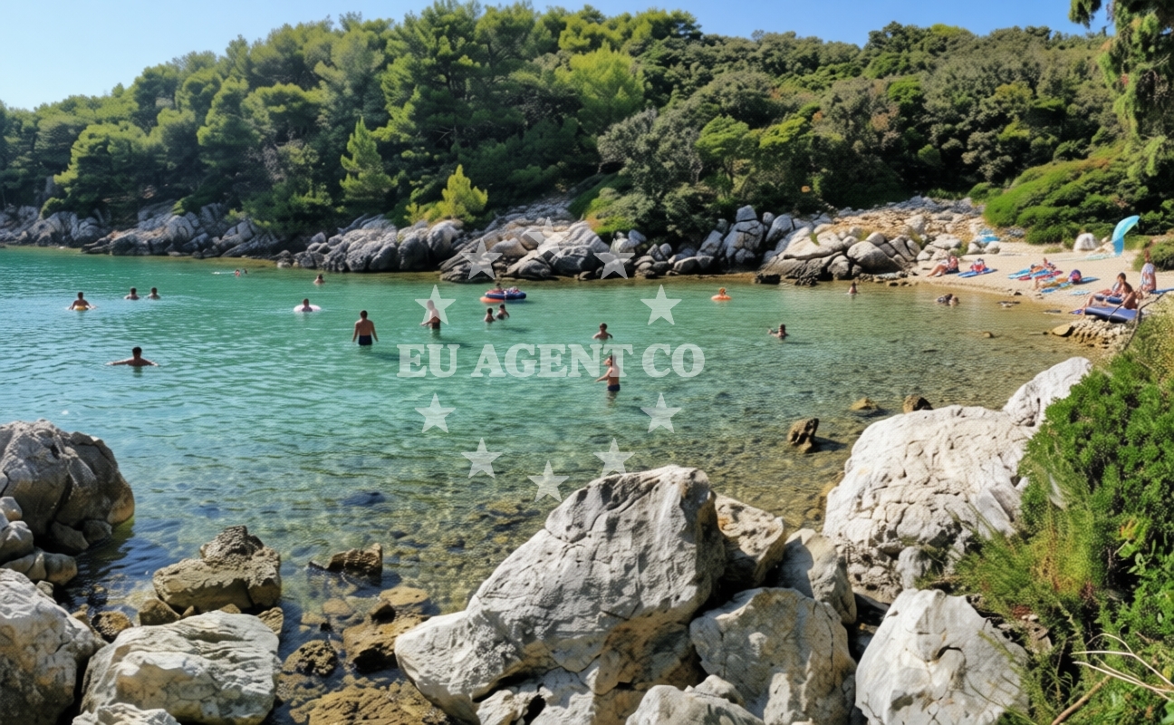 Additional view of Jelenovica beach in Kampor 99, Rab