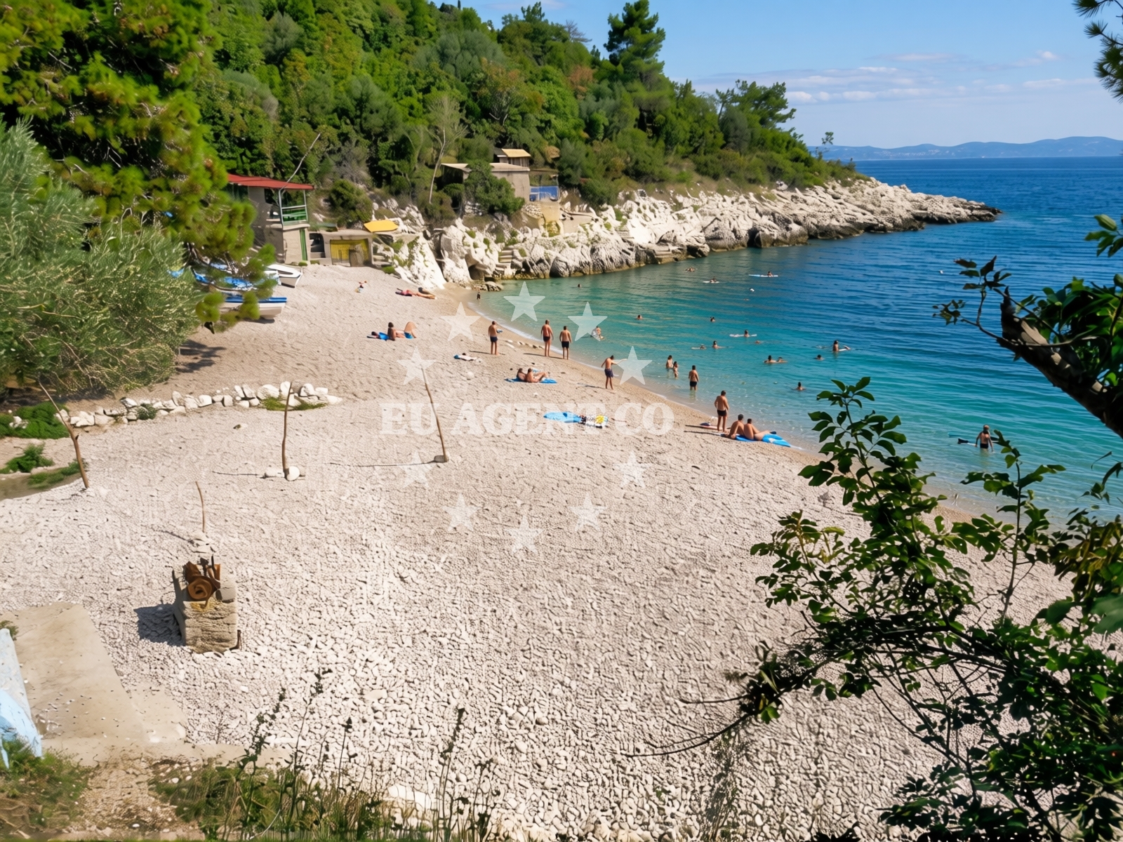 Sea and coastal view of Jelenscica beach in Špingaroli 3e, Martina