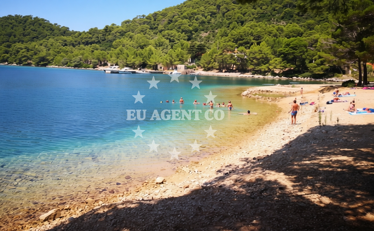 Additional view of Jurjeva luka beach in Put Jurjeve 24, Otok Lastovo