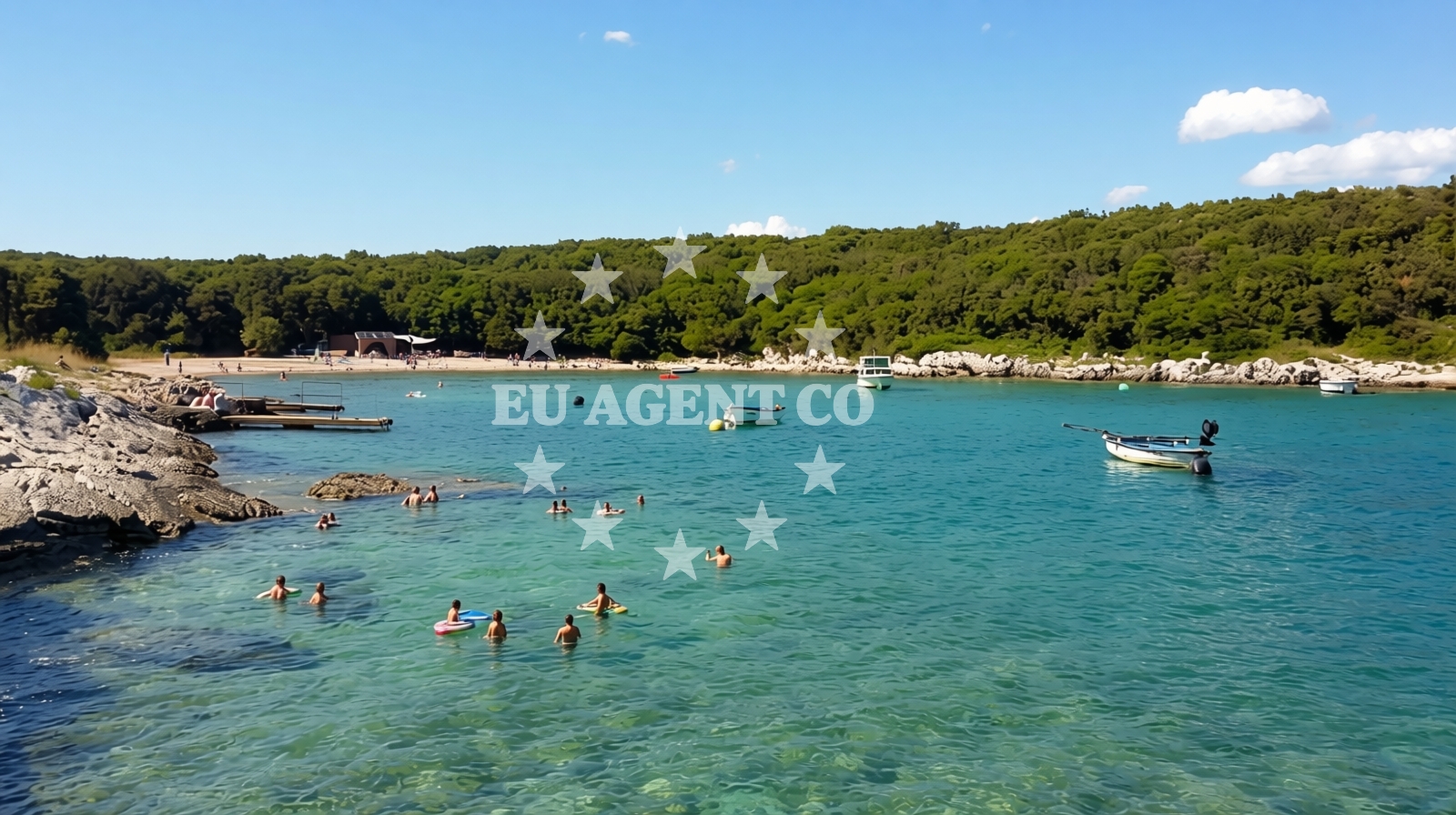 Overview of Kale beach in Ulica Tromba Giuseppe 68b, Šišan