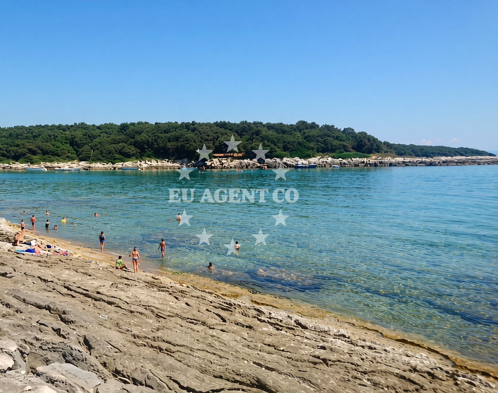 Sea and coastal view of Kale beach in Ulica Tromba Giuseppe 68b, Šišan