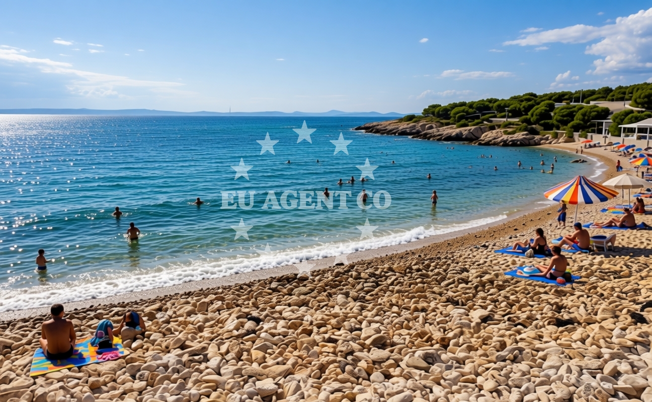 Sea and coastal view of Kalifront beach in Supetarska Draga 318, Rab