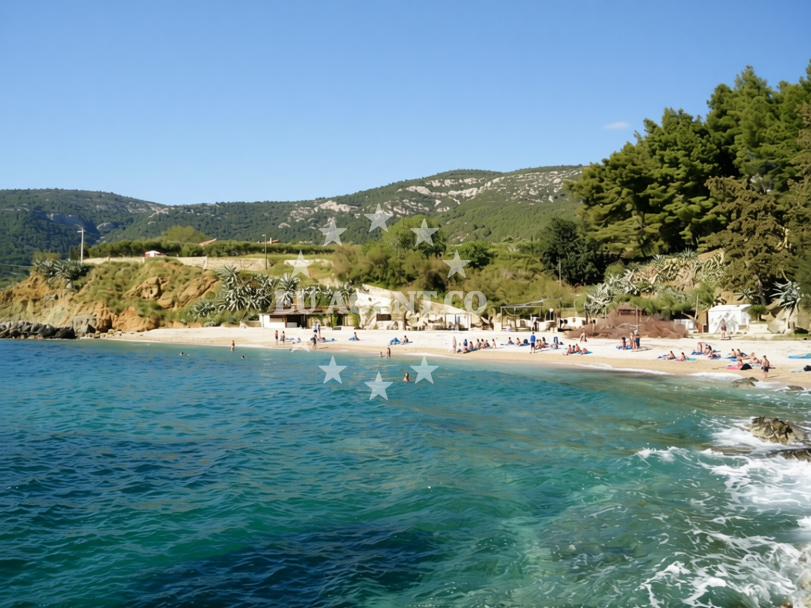 Sea and coastal view of Kamenica beach in Gurnji put 37, Komiža