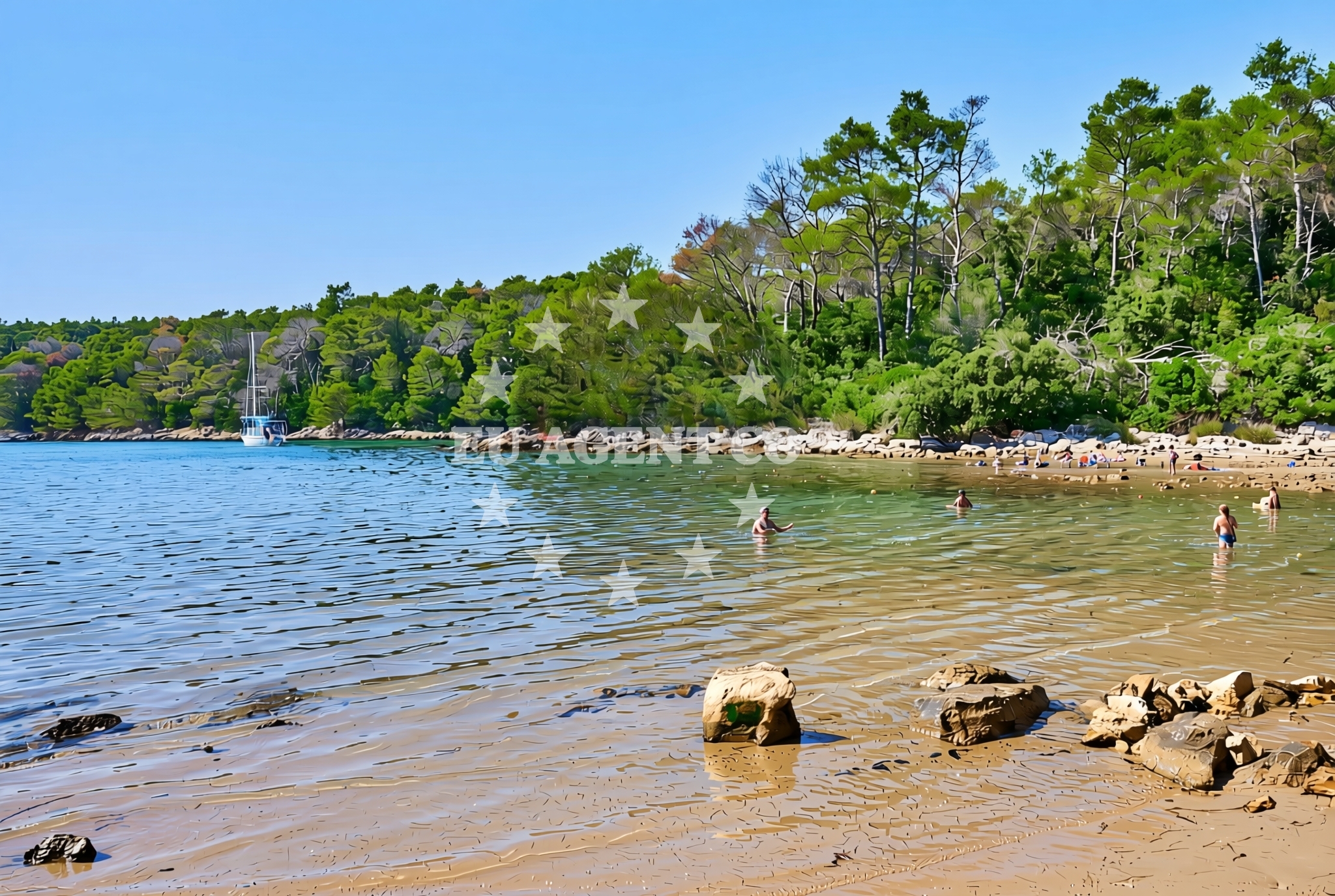 Beach facilities and surroundings at Kampor (Rab): beaches and coves (19) in Kampor (Rab)