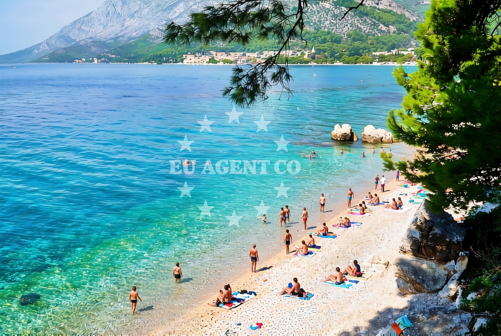 Overview of Kapeć jug, Podaca Beach in Kapeć jug