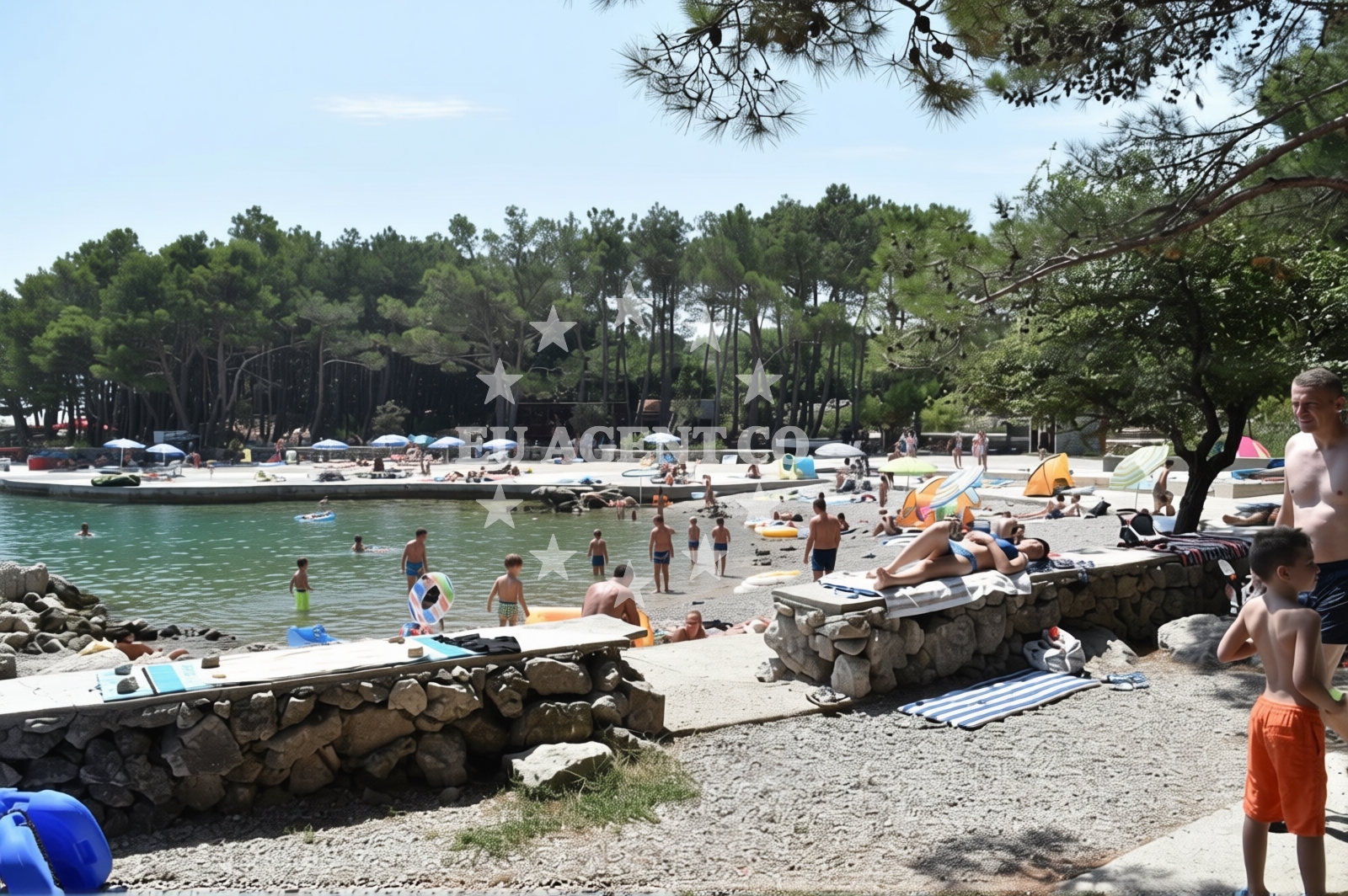 Sea and coastal view of Karaka II beach in 62 Ulica Mali Kartec, Krk