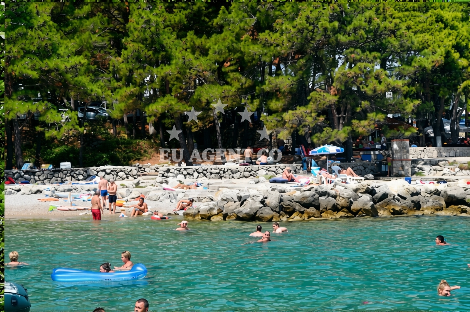 Additional view of Karaka II beach in 62 Ulica Mali Kartec, Krk