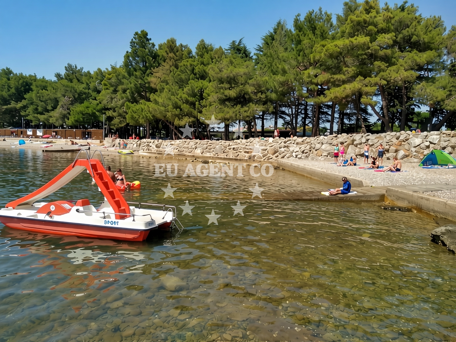 Sea and coastal view of Karpinjan beach in Eugena Kumičića 27, Novigrad Istria