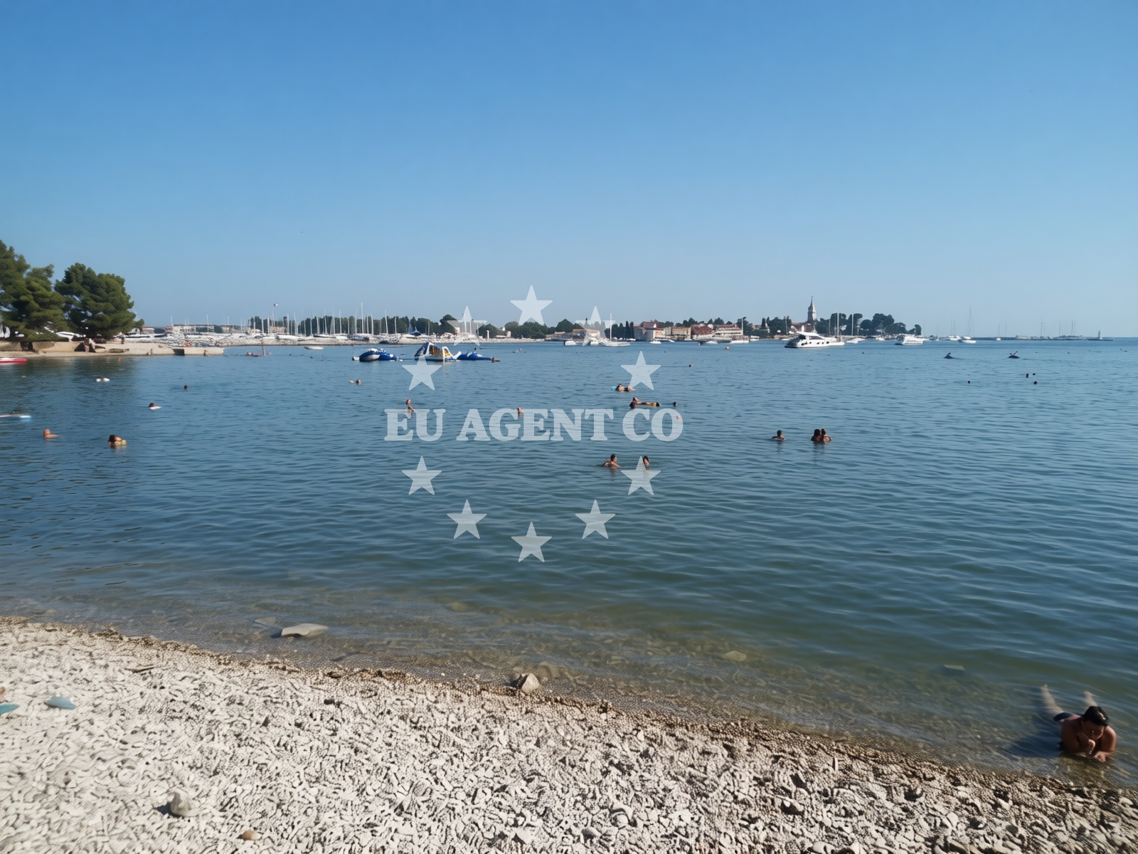 Additional view of Karpinjan beach in Eugena Kumičića 27, Novigrad Istria
