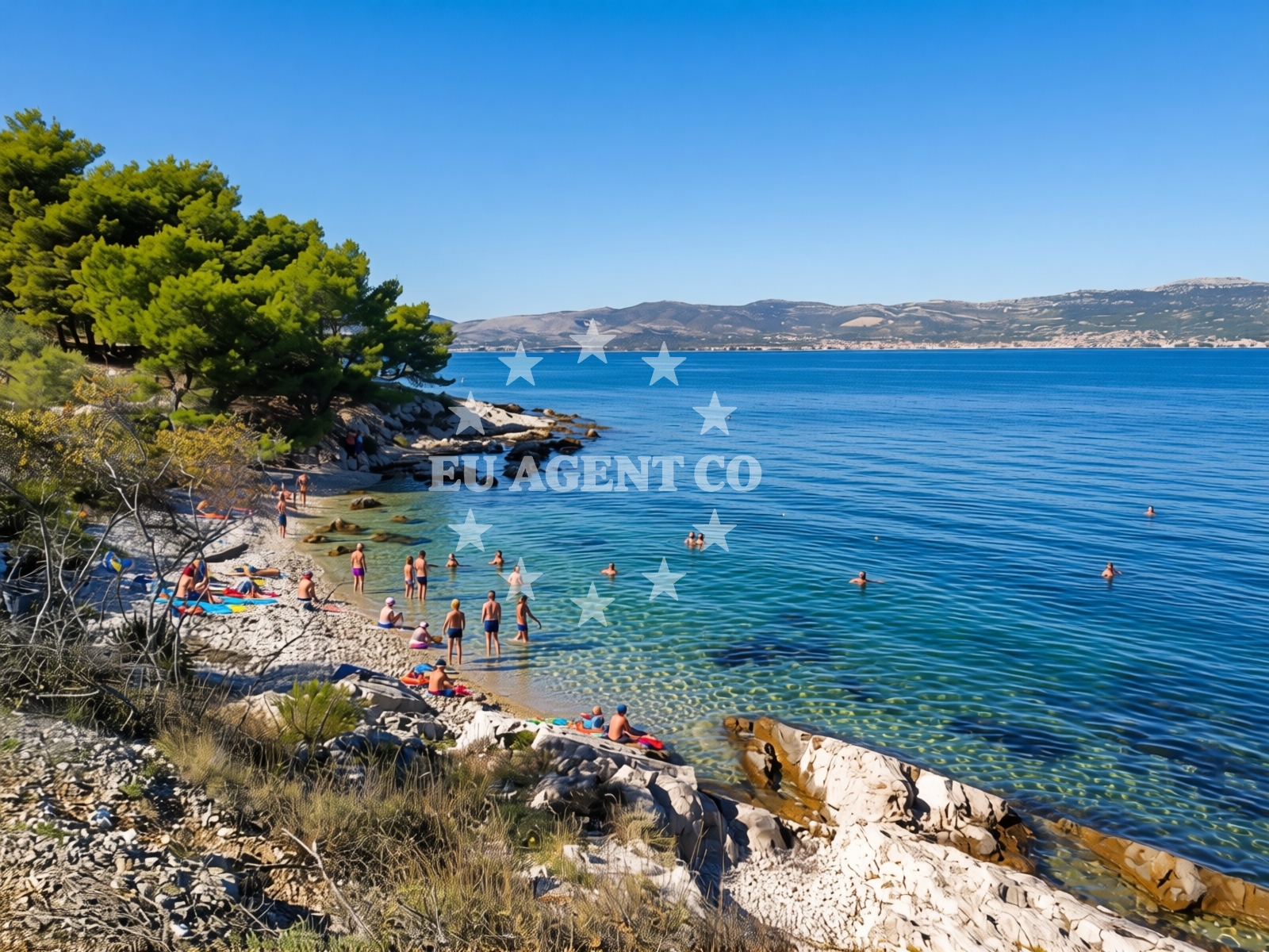 Overview of Karyna beach in Zvonimirova obala 96, Slatine