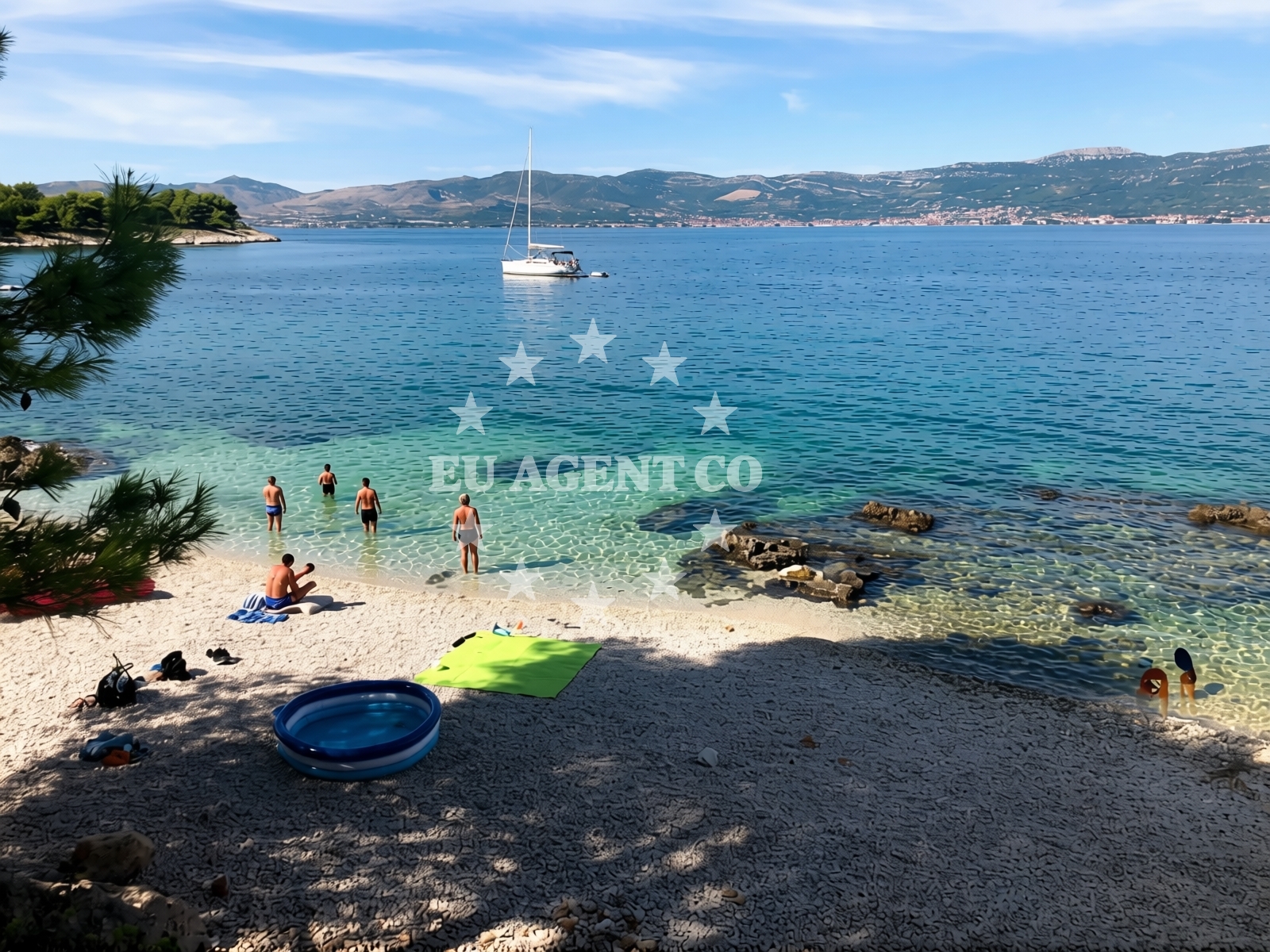 Shoreline and swimming area at Karyna beach in Zvonimirova obala 96, Slatine