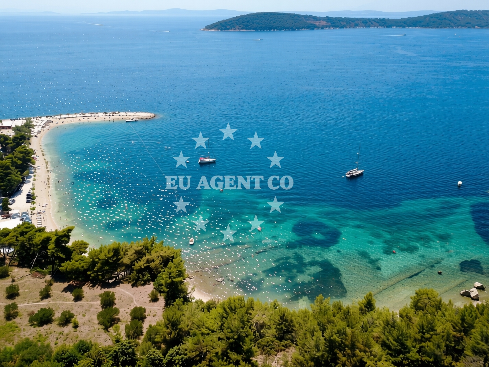 Sea and coastal view of Kasjuni Beach in Šetalište Ivana Meštovića 71, Split