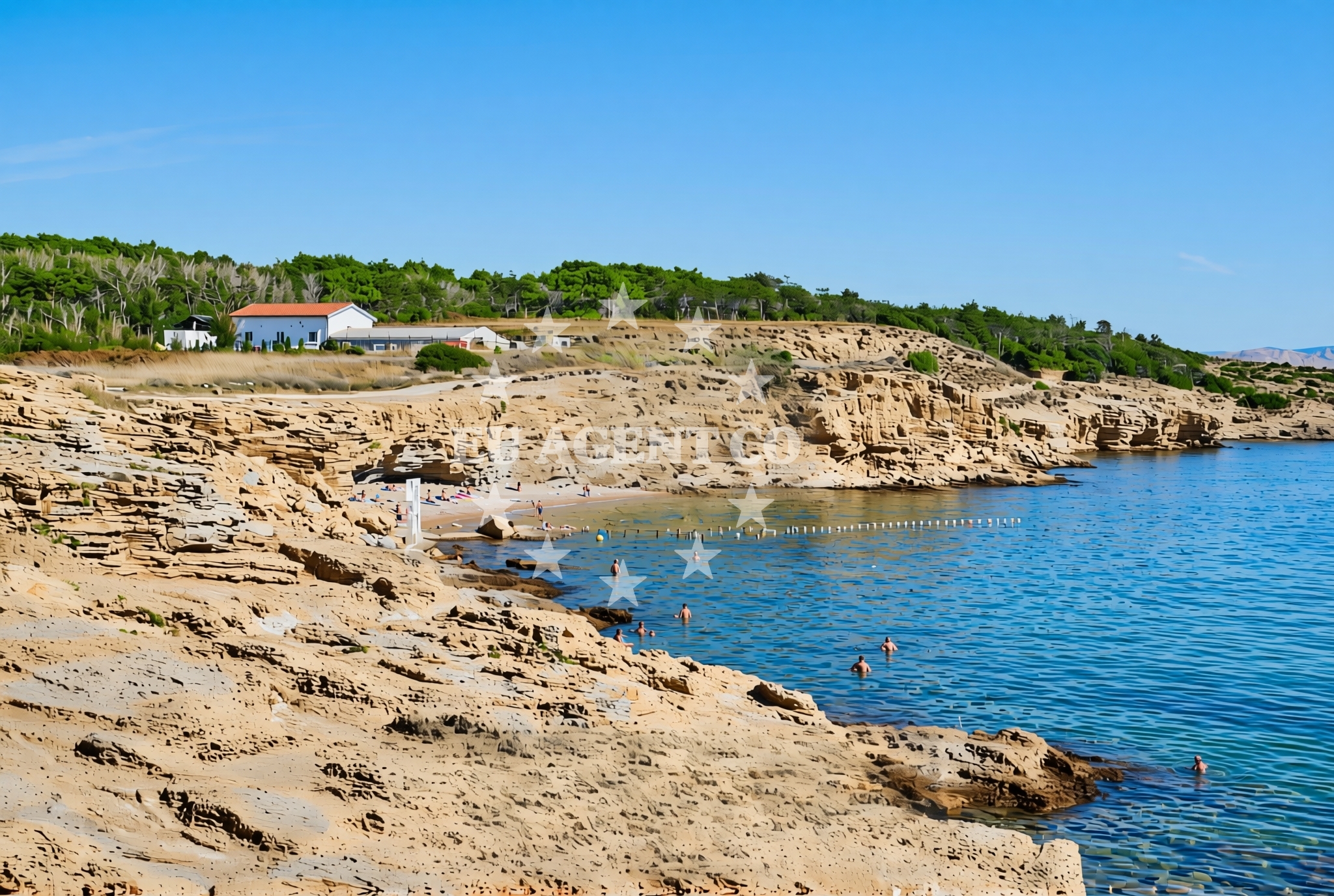 Shoreline and swimming area at Kaštelina zapad, Lopar (Rab) Beach in Kaštelina zapad