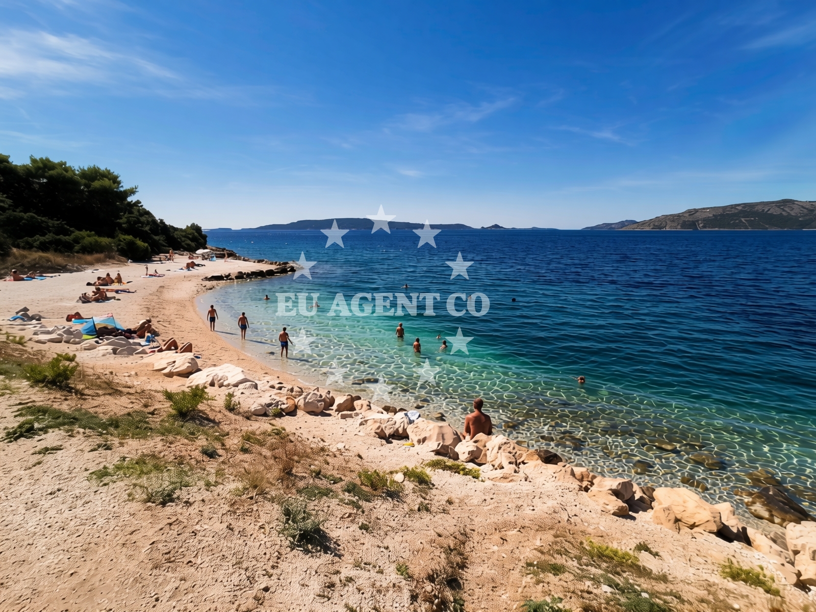 Overview of Kava beach in Ulica Kralja Zvonimira 18, Okrug Donji, Croatia, Okrug Donji