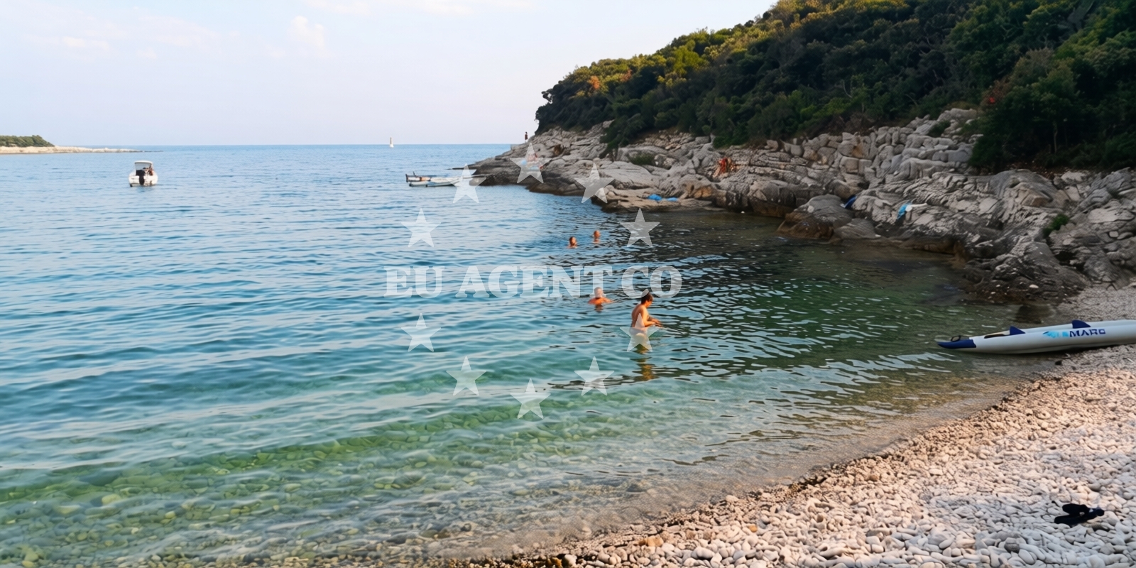 Additional view of Kavran beach in 136, Kavran