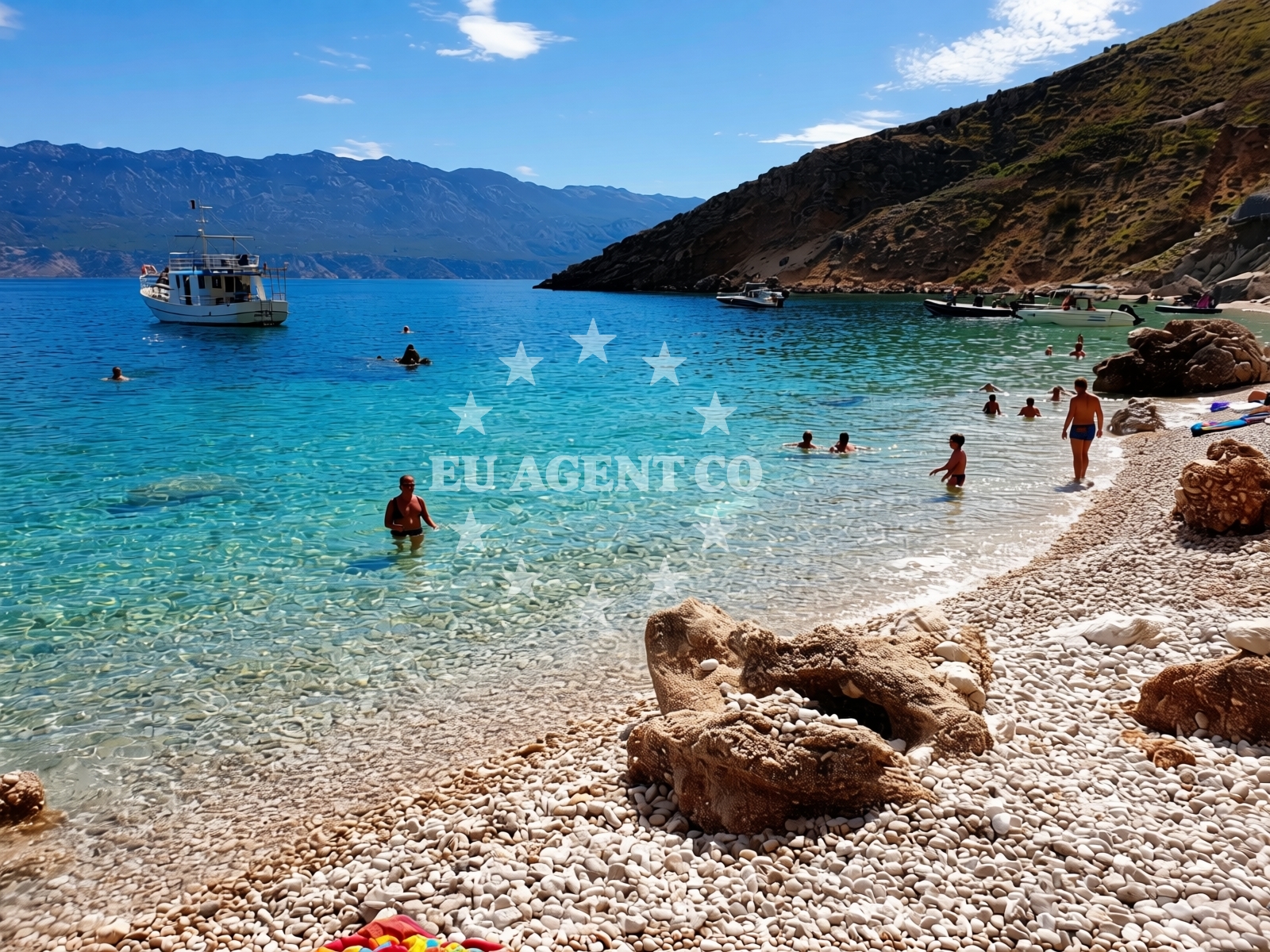 Shoreline and swimming area at Kayak beach in 90 Mundanije, Rab