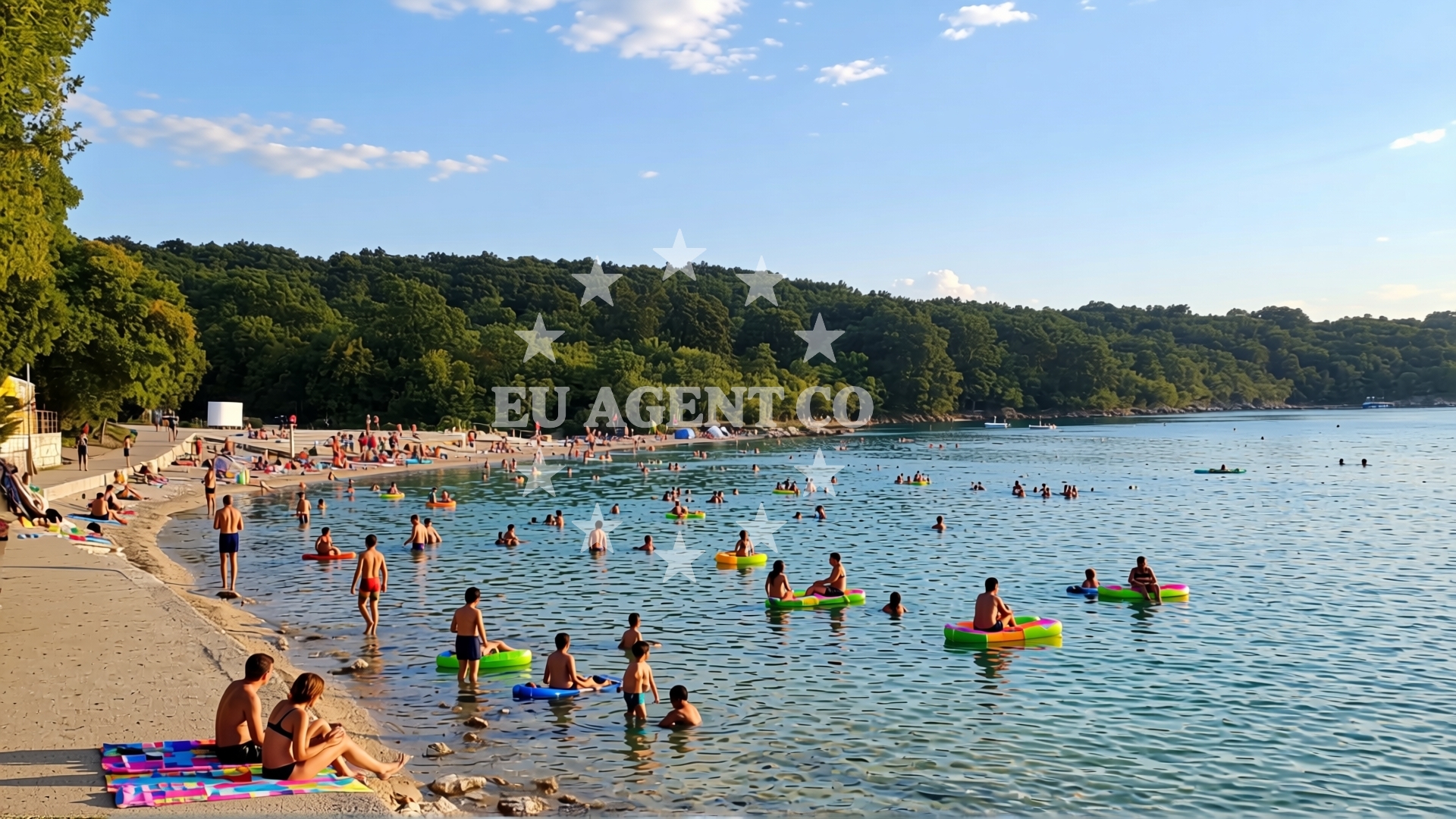 Shoreline and swimming area at Kijac beach in Trg Ante Starčevića 2, Njivice