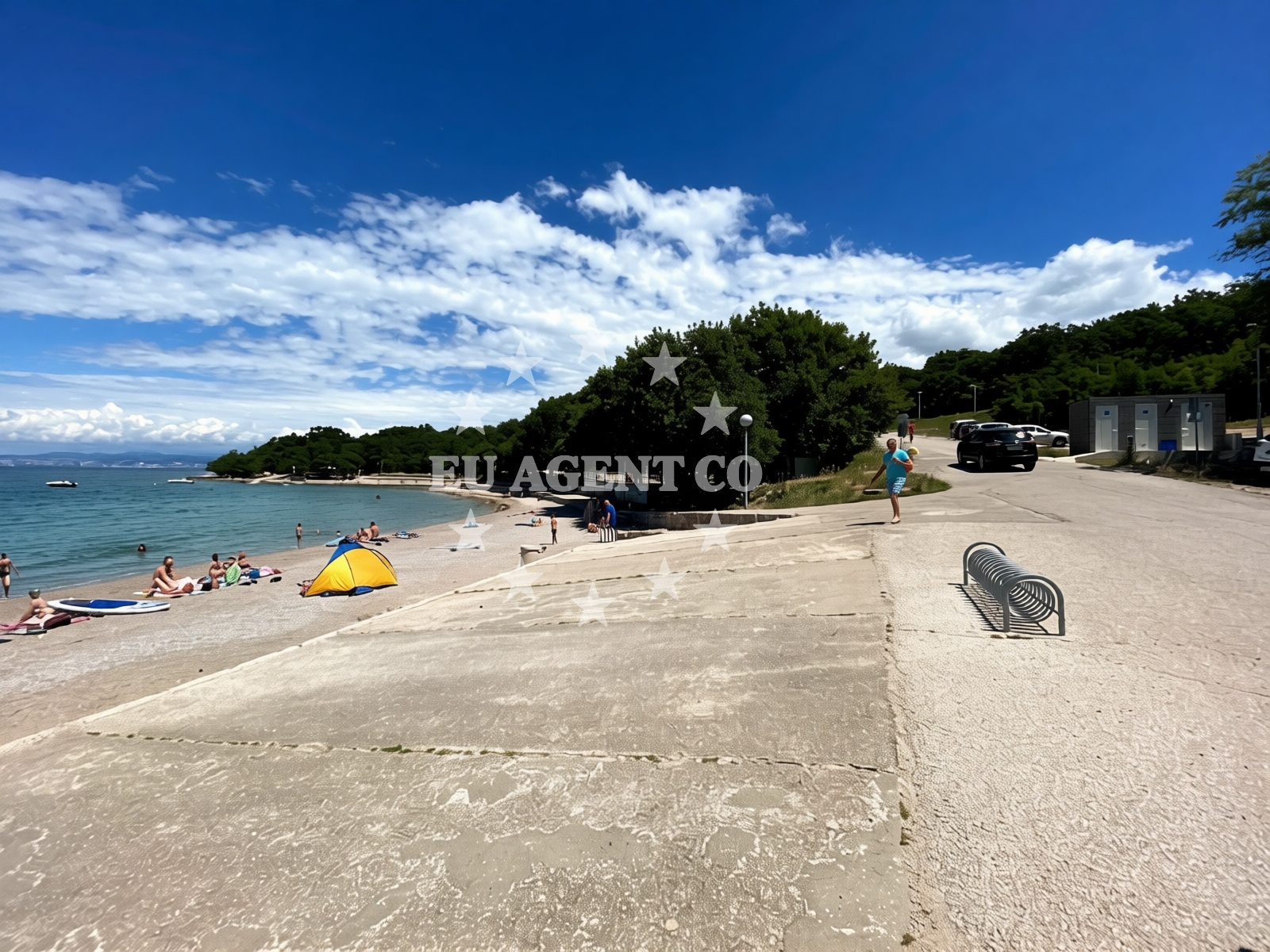 Beach facilities and surroundings at Kijac beach in Trg Ante Starčevića 2, Njivice