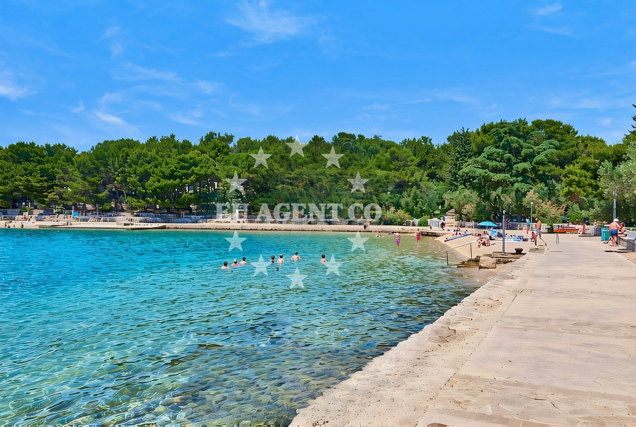 Shoreline and swimming area at Kimen, Cres (Cres) Beach in Kimen