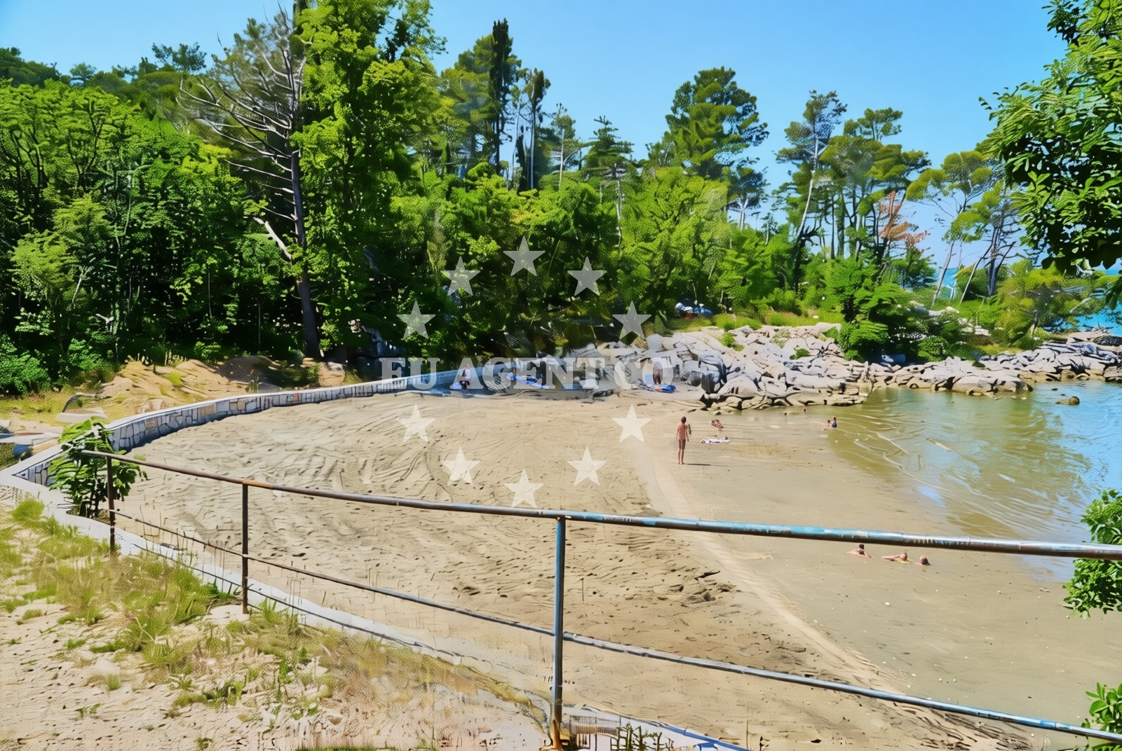 Overview of Klimno (Krk): beaches and coves (6) in Klimno (Krk)